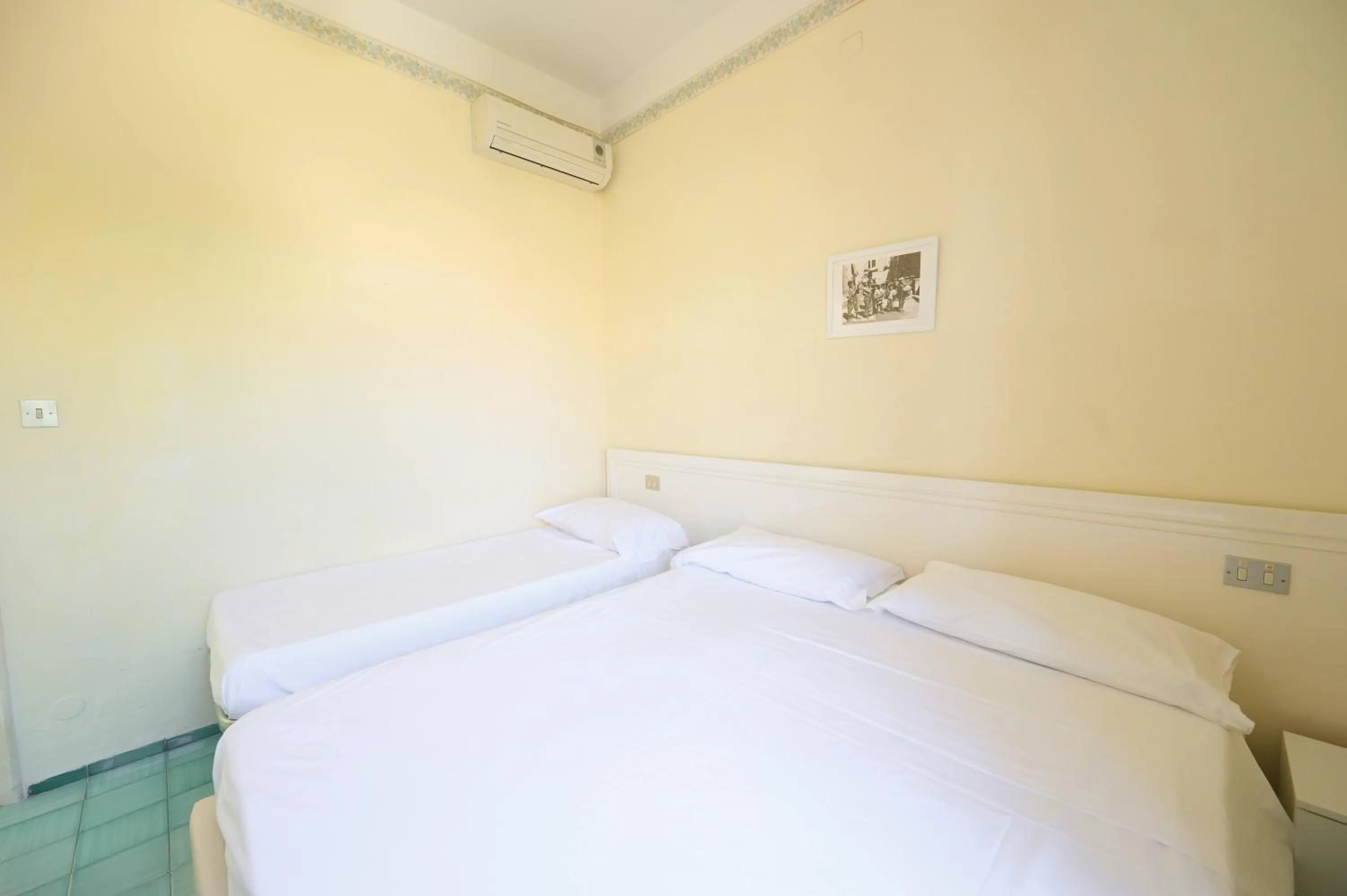 Bedroom in Villa Diana - Beach & Rooms