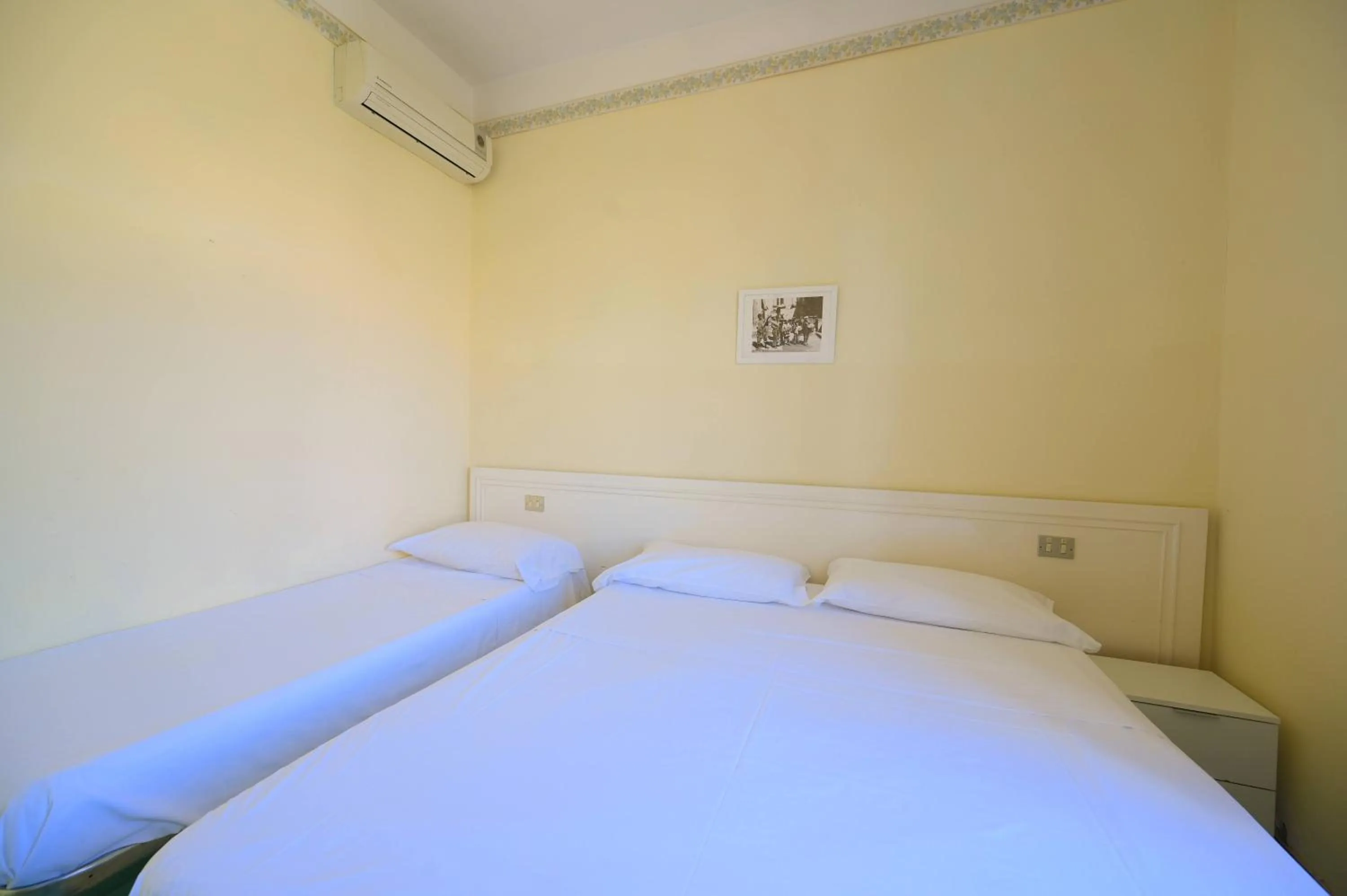 Photo of the whole room in Villa Diana - Beach & Rooms