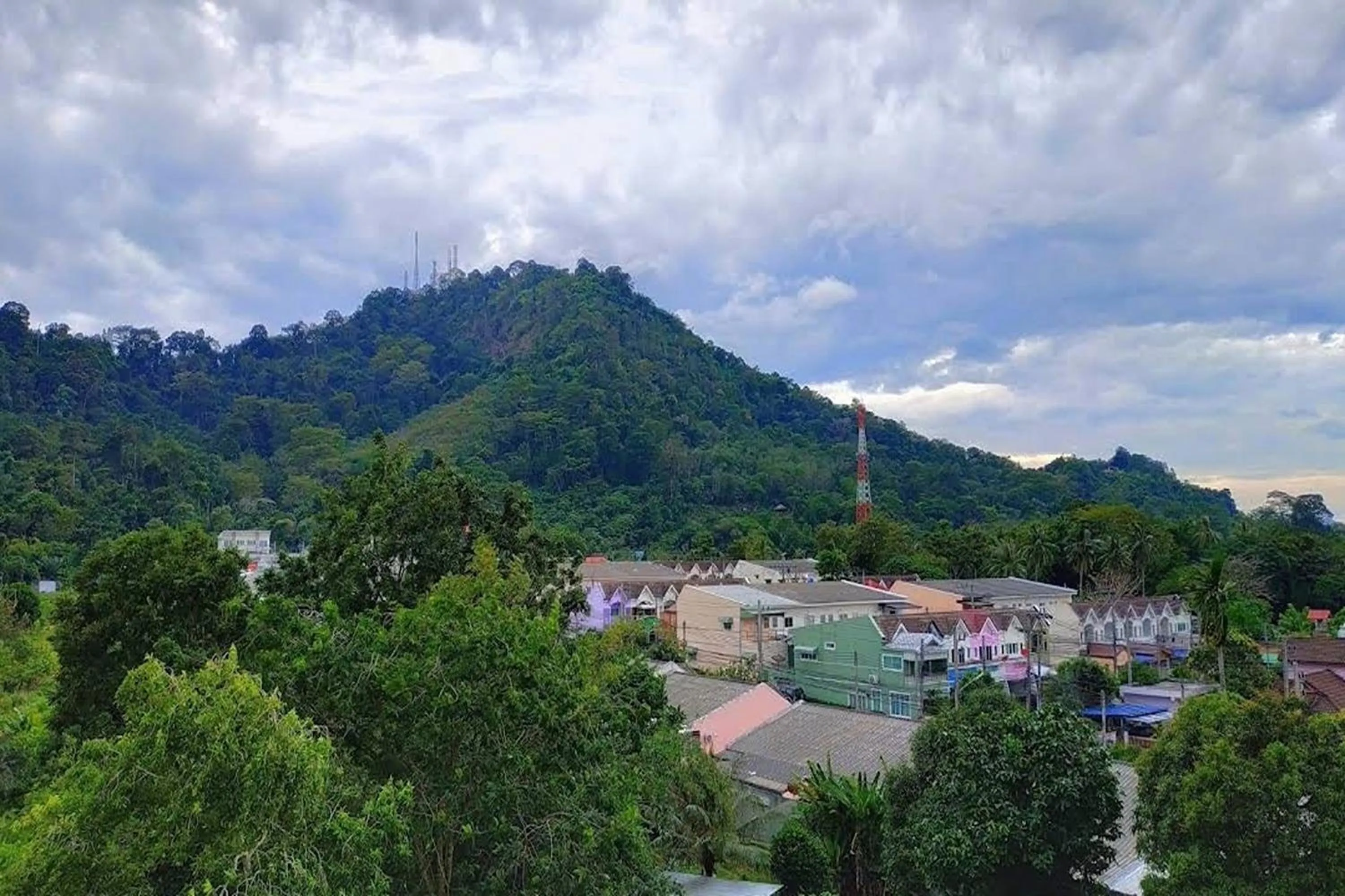 Mountain view in JJ Residence Phuket Town