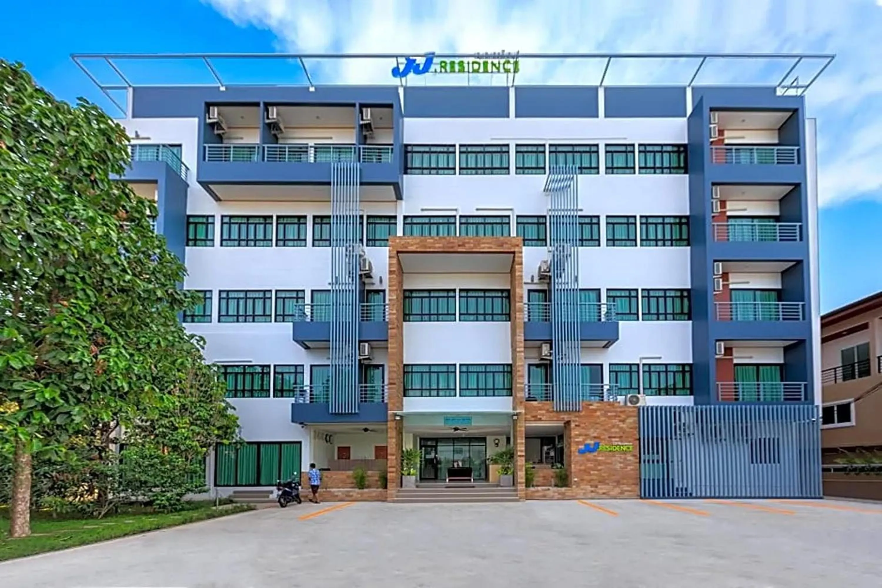 Property building in JJ Residence Phuket Town