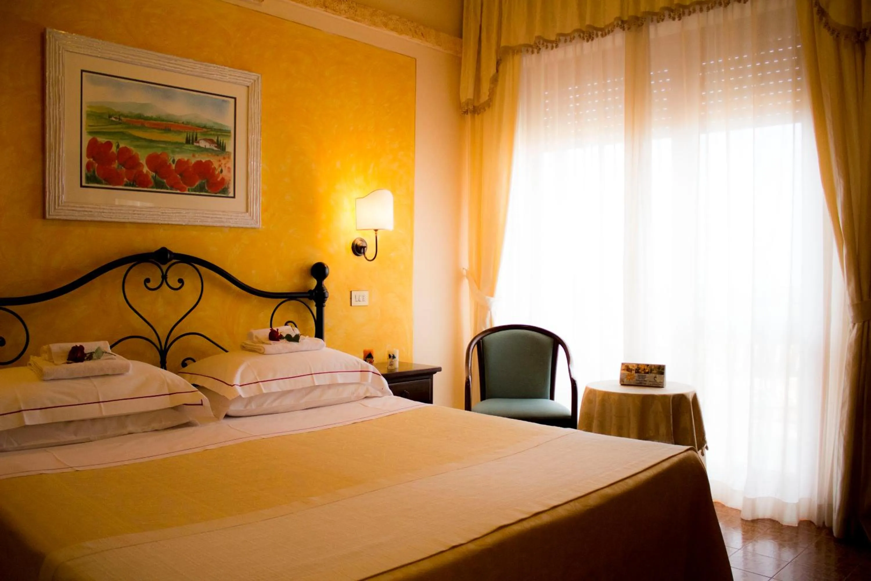 Photo of the whole room, Bed in Hotel Ristorante Tre Stelle