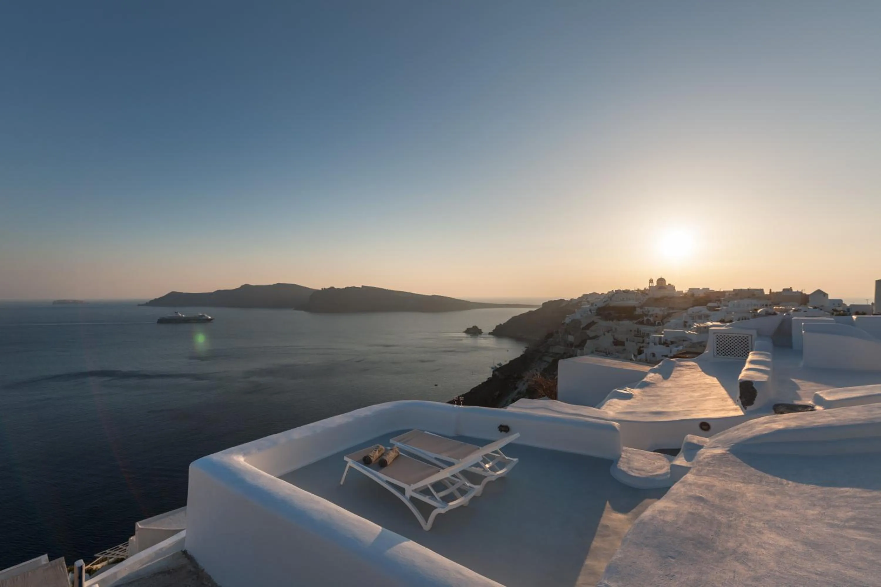 Sea view in Anemomilos