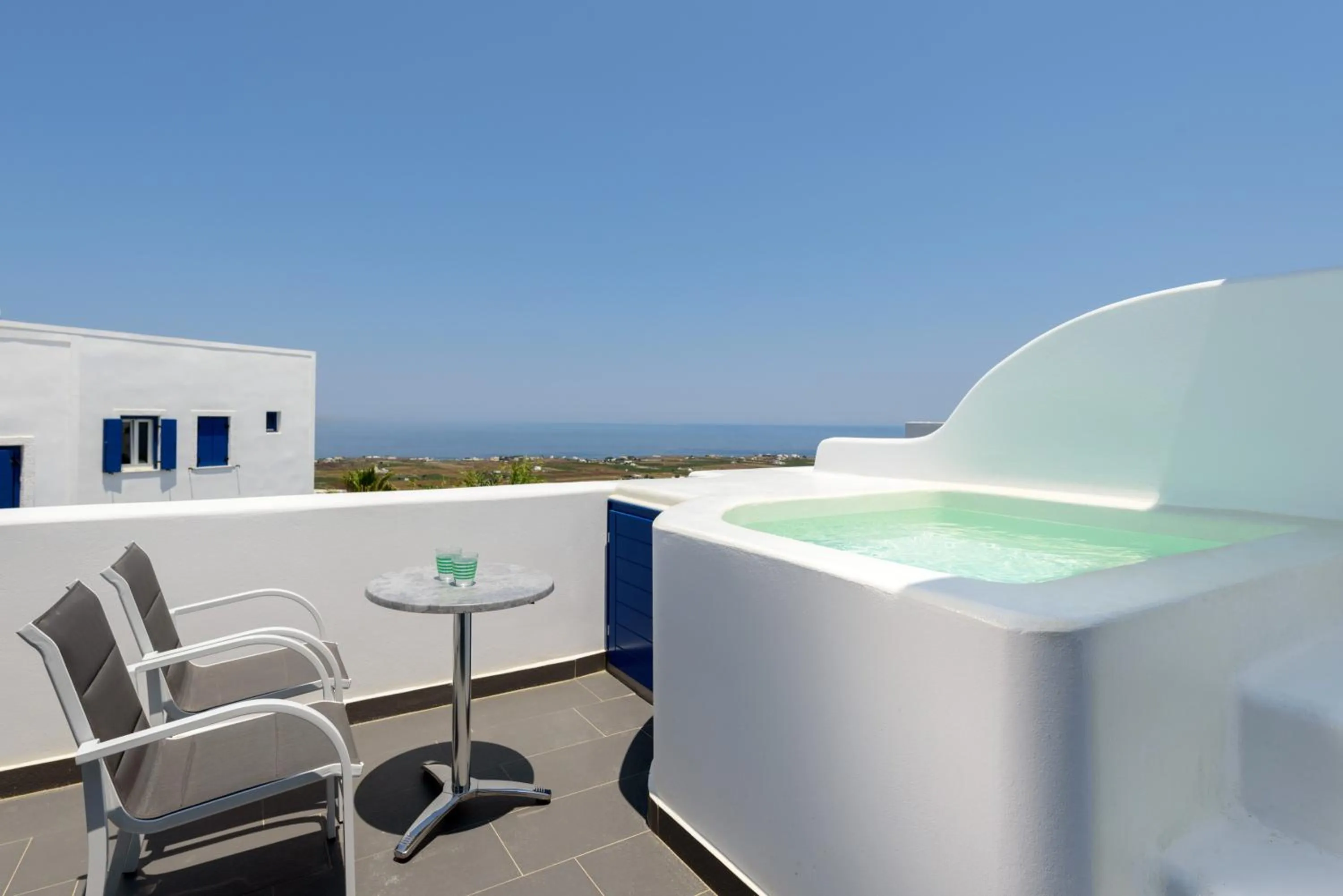 Sea view in Anemomilos