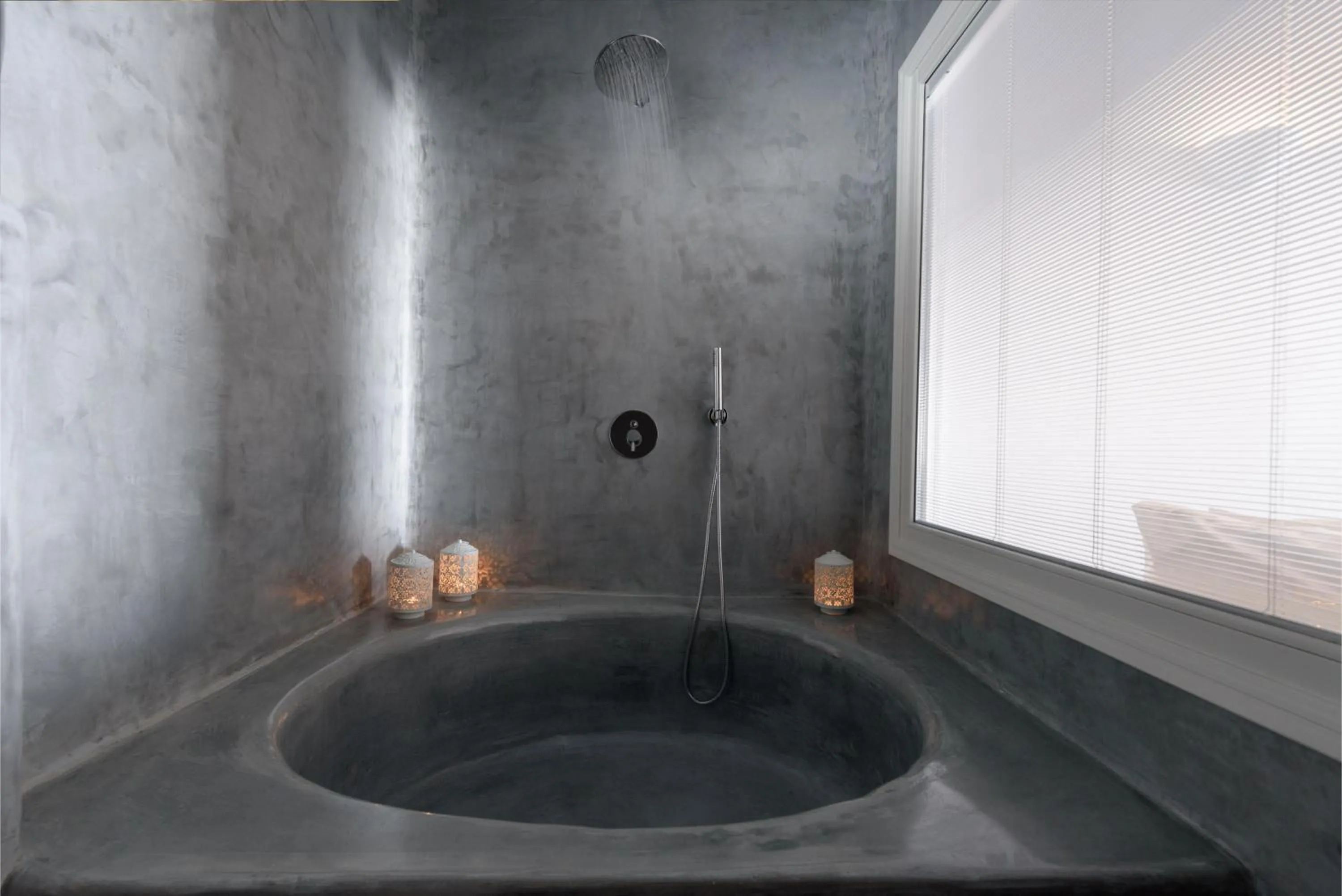 Bathroom in Anemomilos