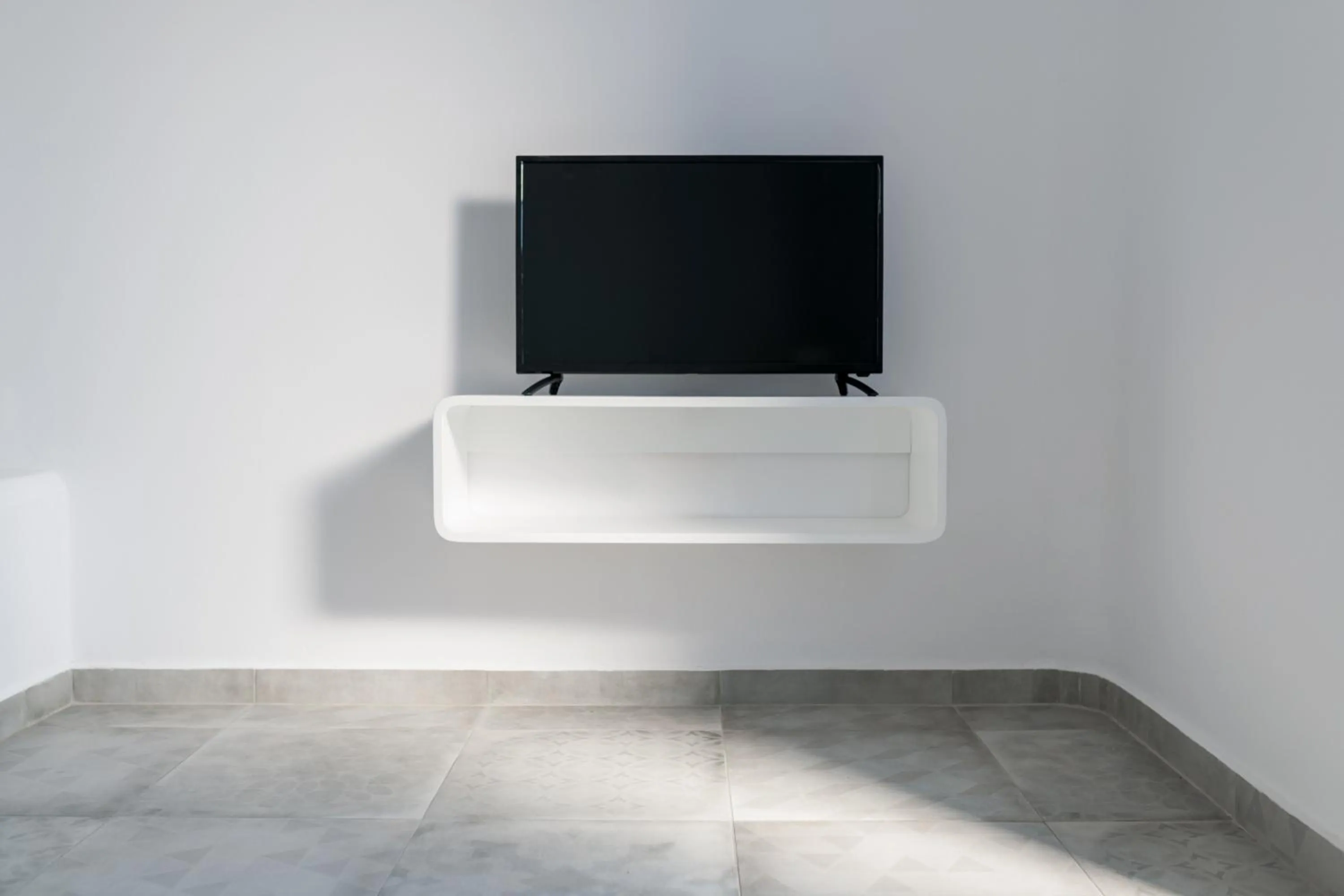 TV and multimedia in Anemomilos