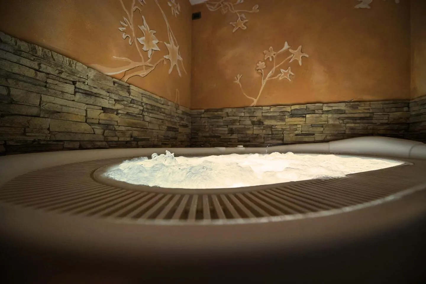 Spa and wellness centre/facilities in T'AMI Hotel Resort Spa