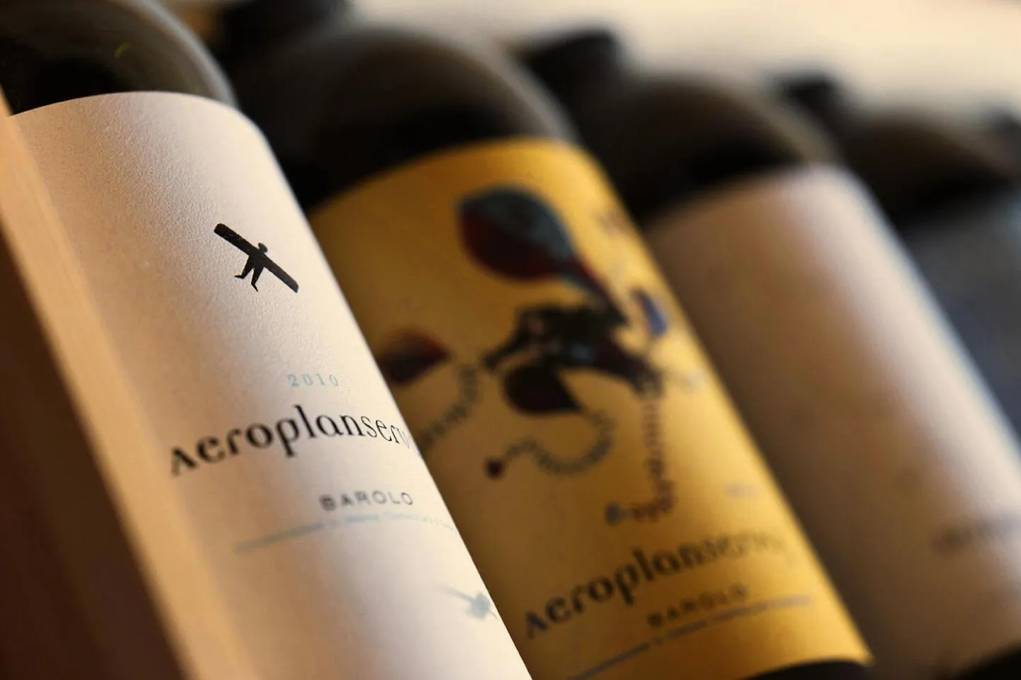 Food and drinks in T'AMI Hotel Resort Spa