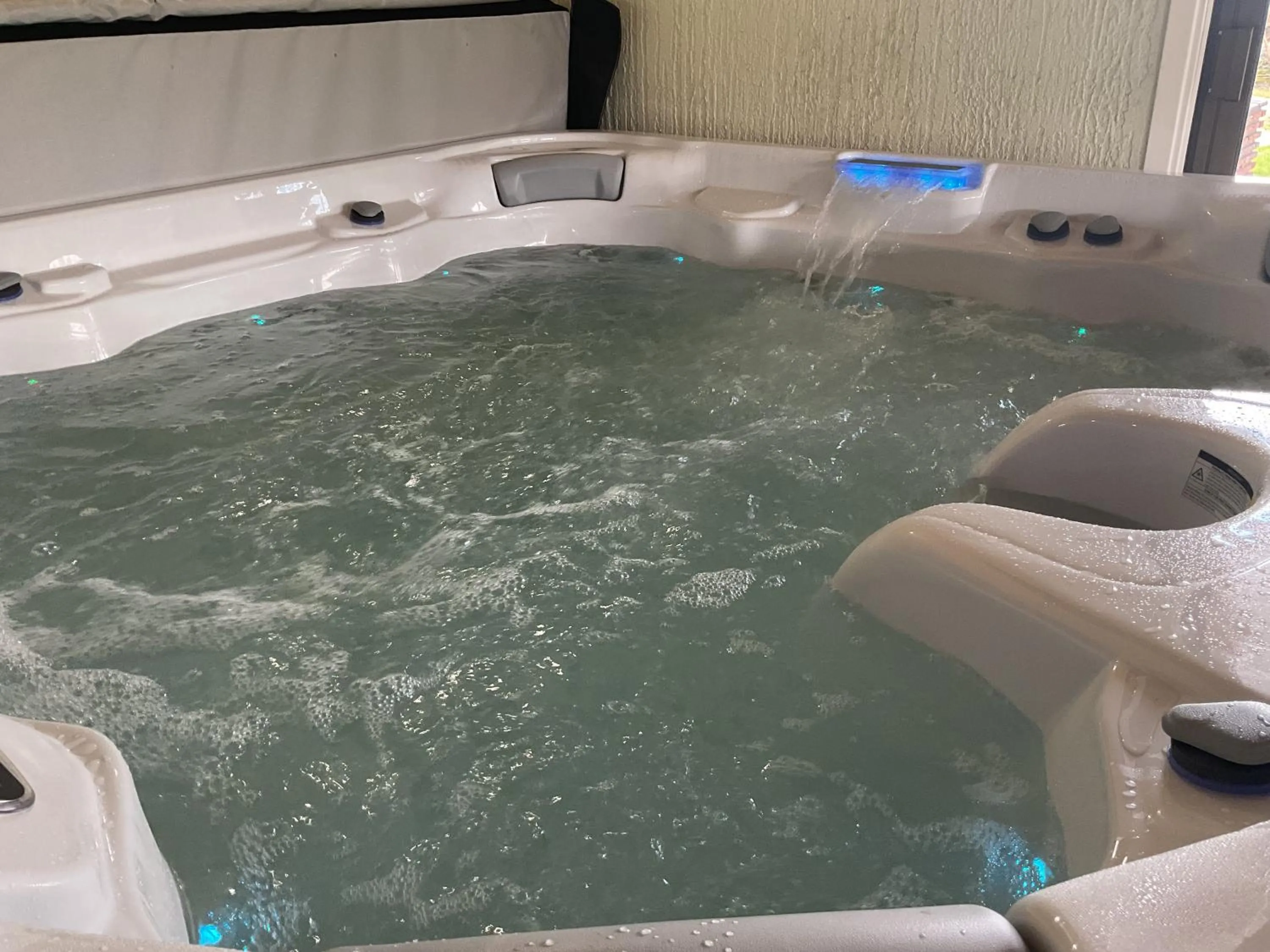 Hot Tub in Ma Tranquillite