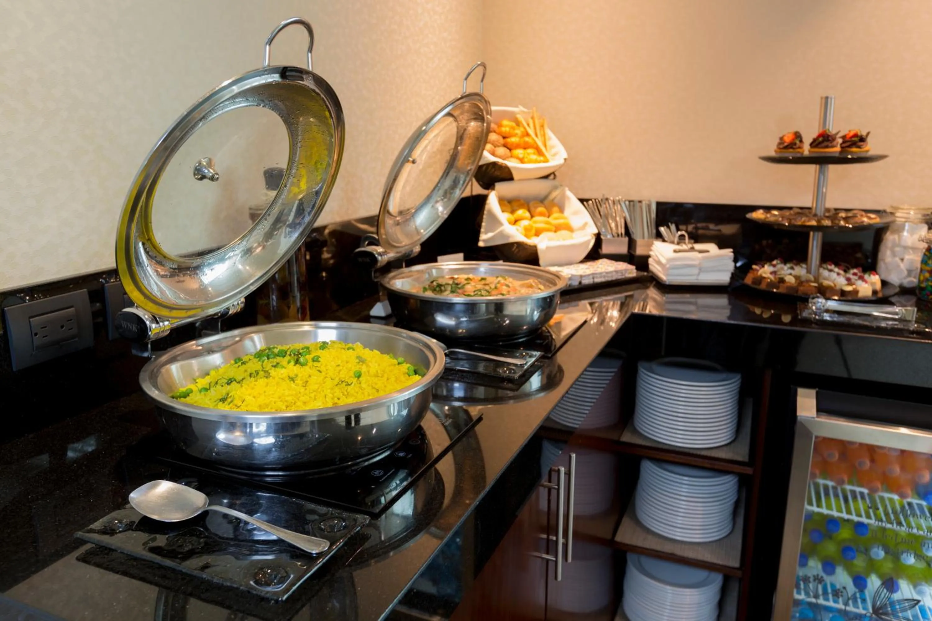 Business facilities in Delfines Hotel & Convention Center