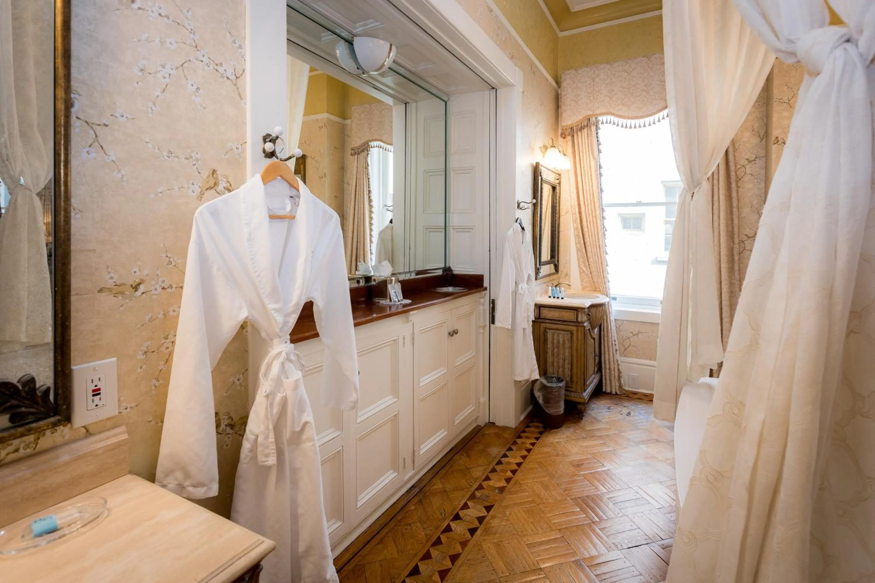 Bathroom in The Gastonian, Historic Inns of Savannah Collection