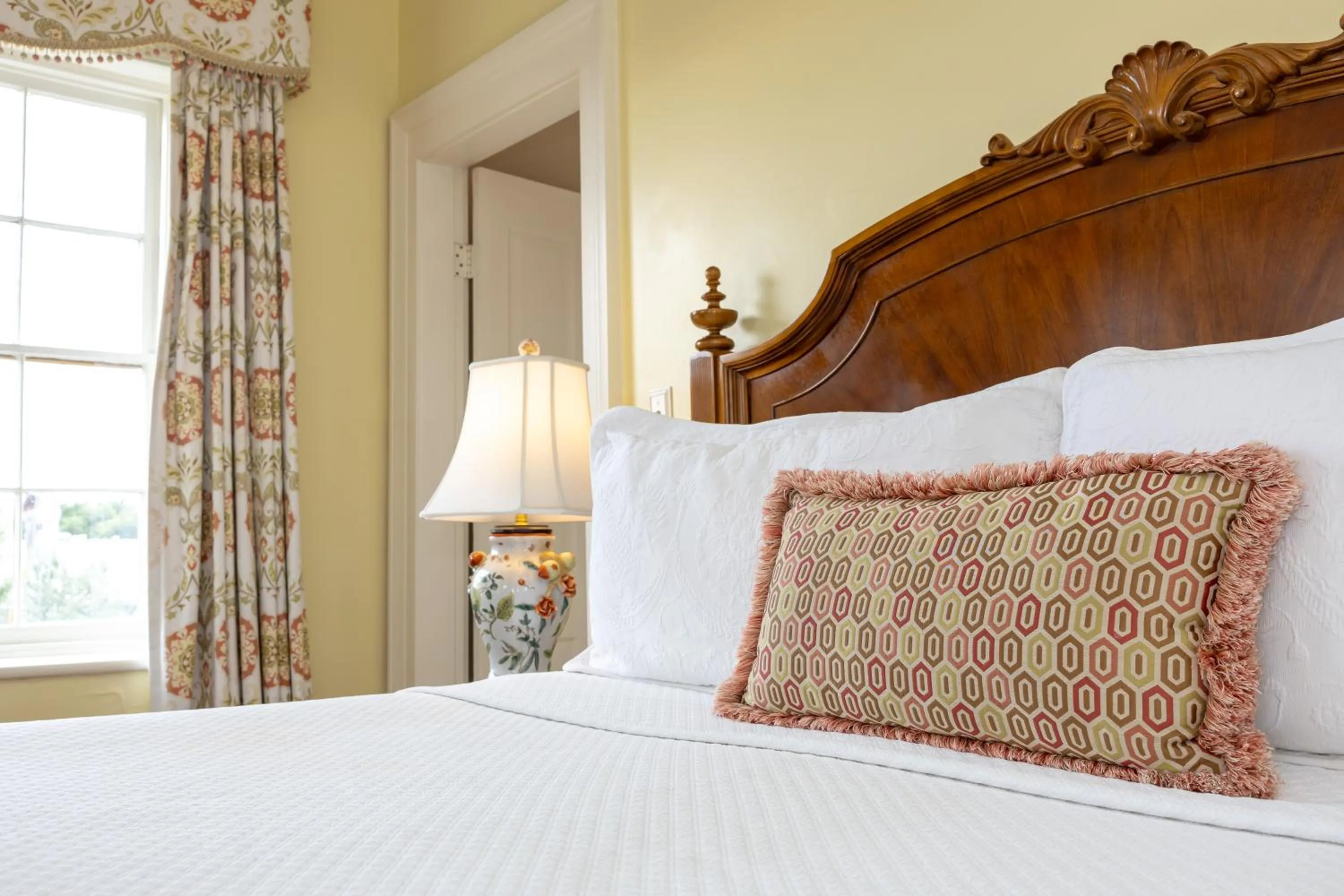 Bed in The Gastonian, Historic Inns of Savannah Collection