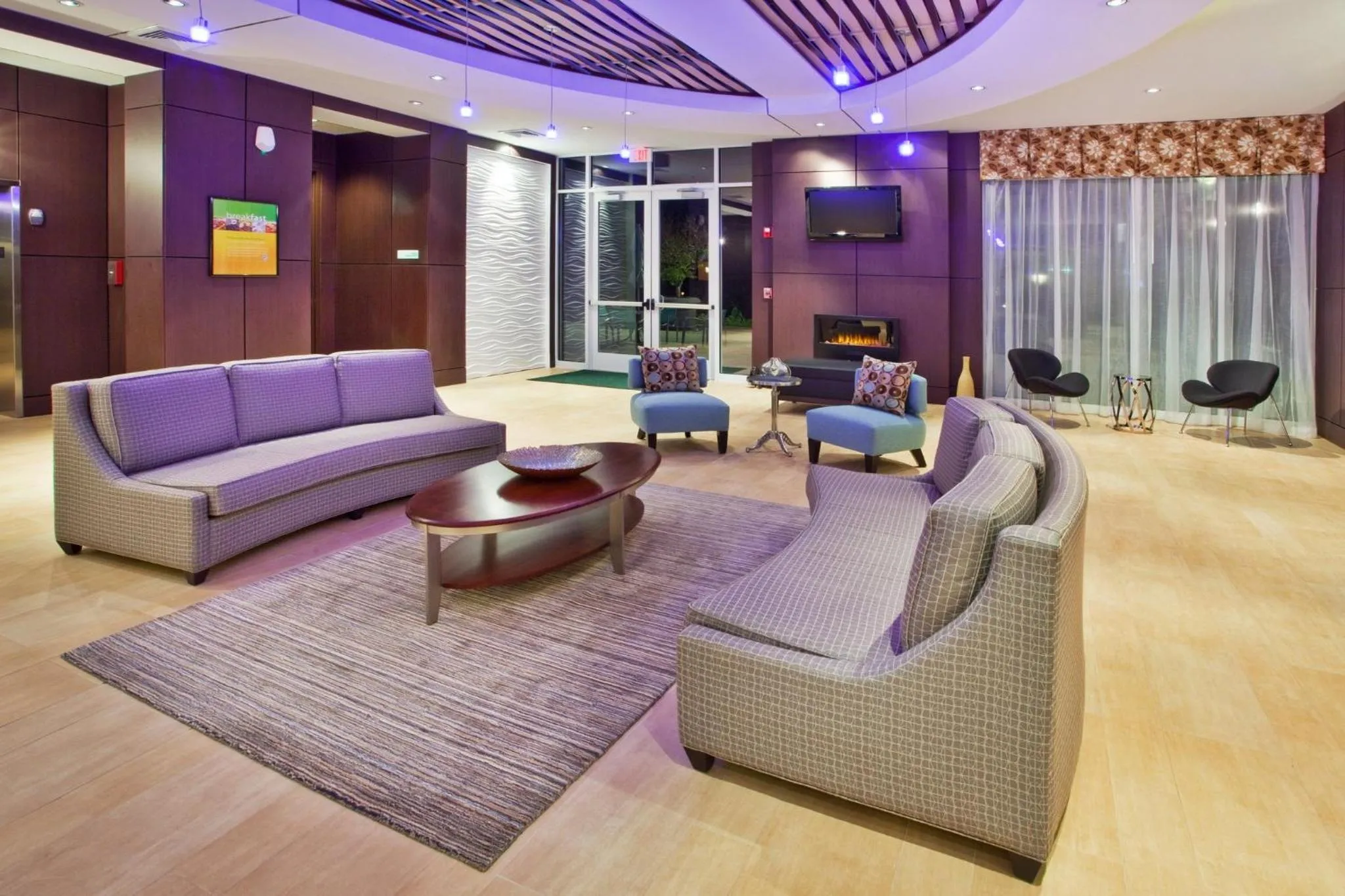 Property building in Holiday Inn Macon North by IHG