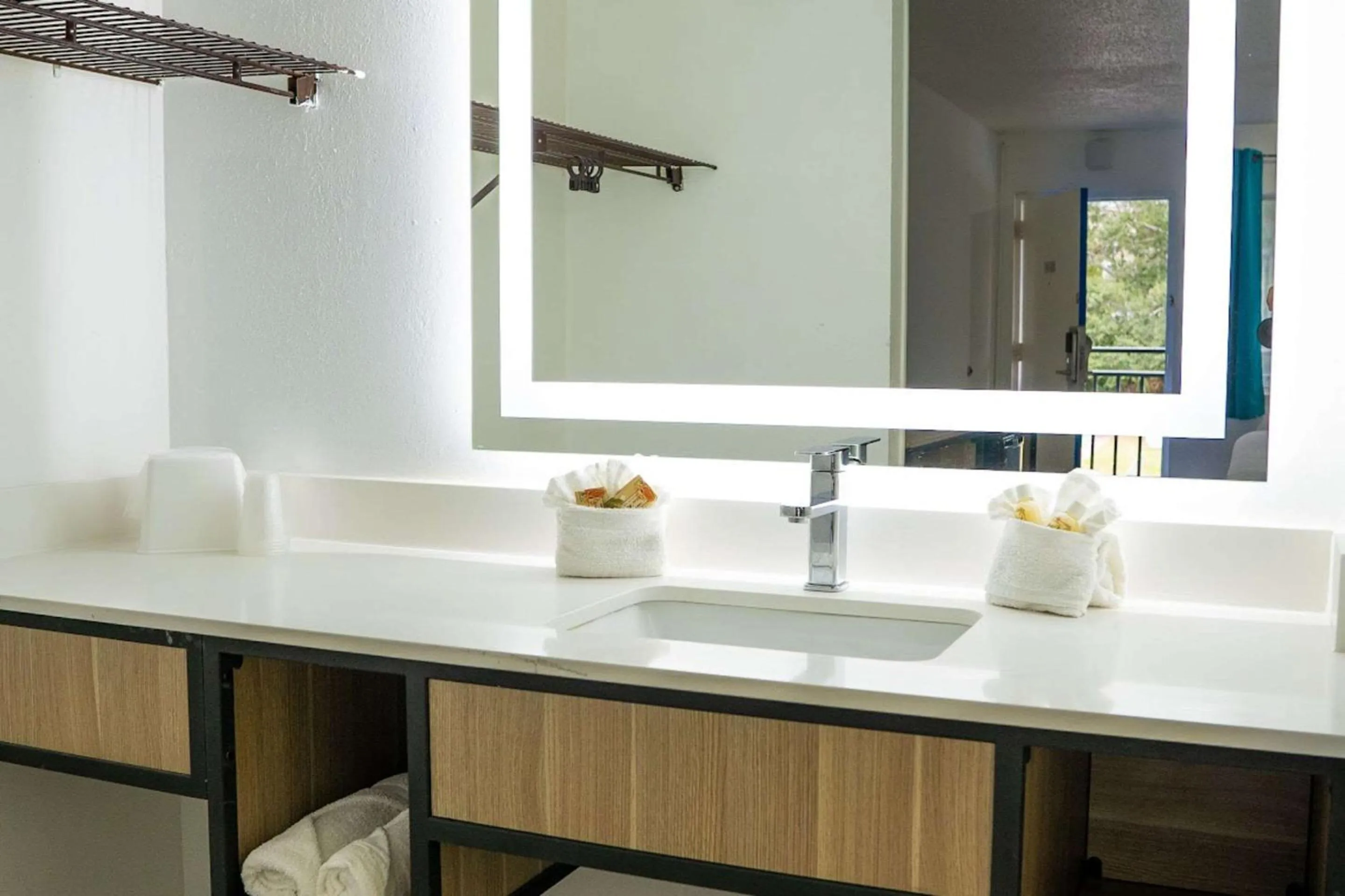 Bedroom in Terrace Garden Inn