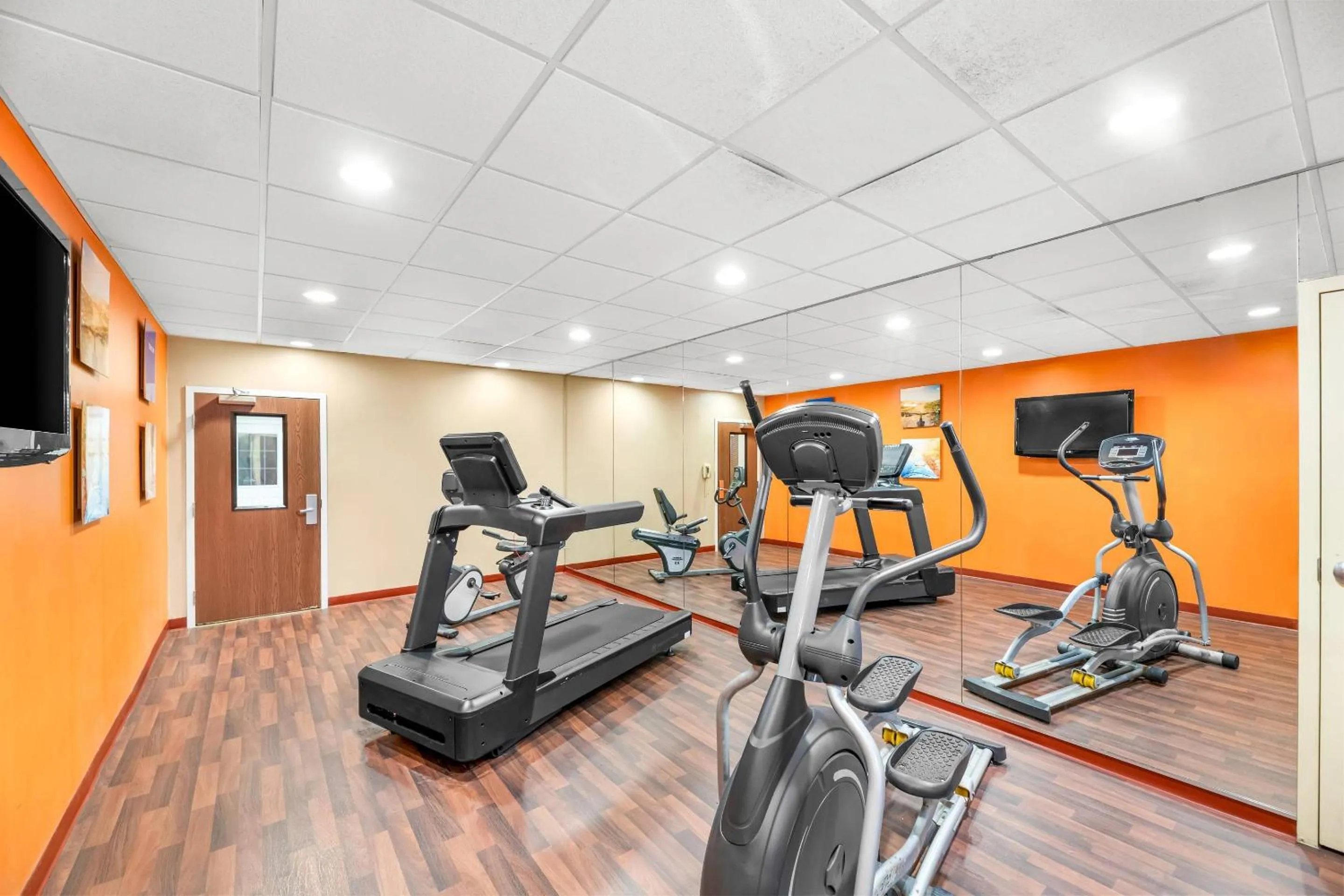 Fitness centre/facilities in Comfort Suites Orlando Airport