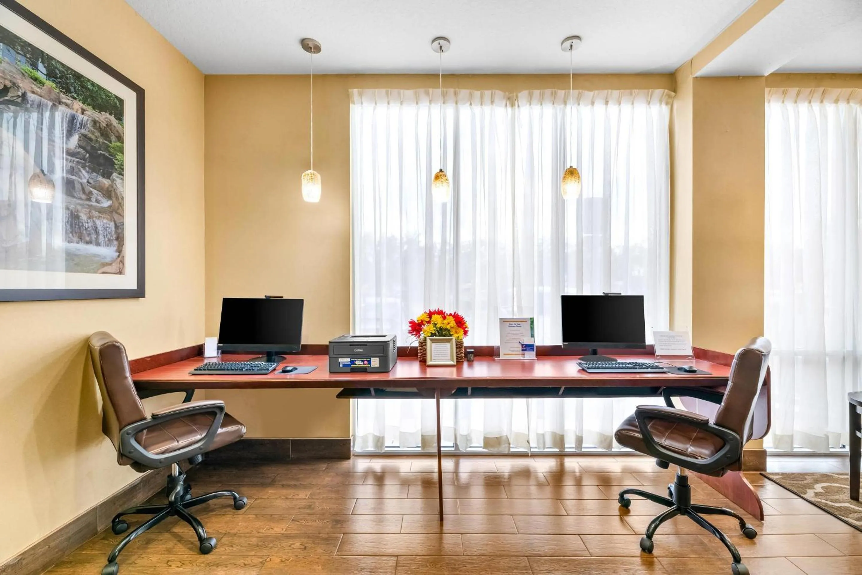 Business facilities in Comfort Suites Orlando Airport