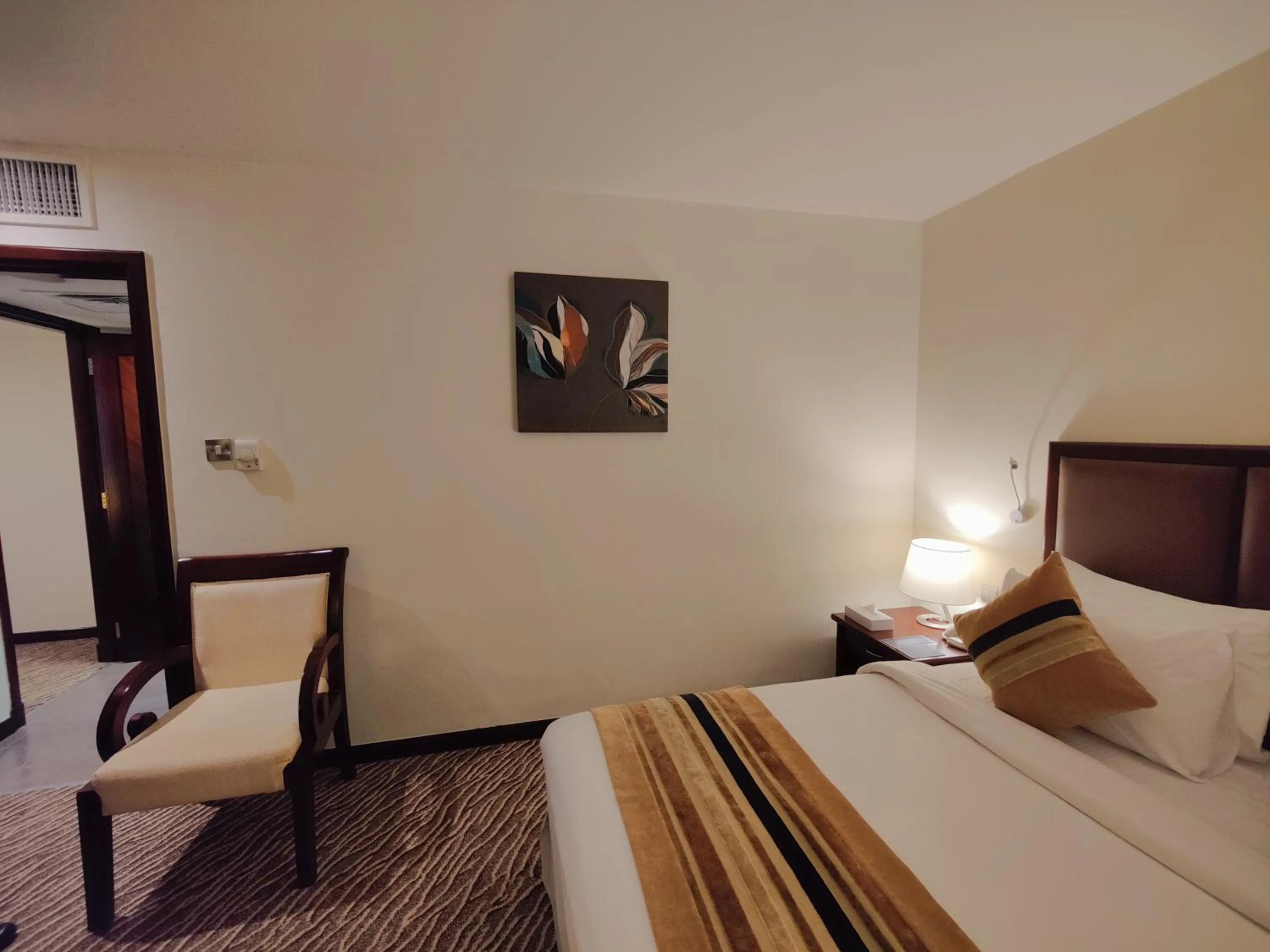 Bed in Al Ain Palace Hotel Abu Dhabi