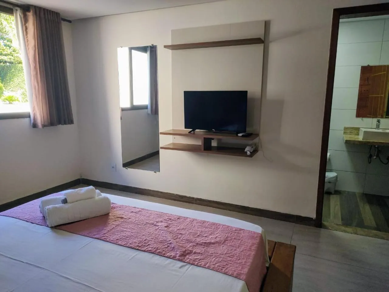 Photo of the whole room, Bed in Pousada do Sol