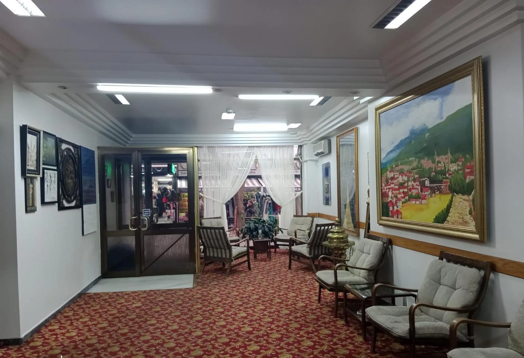 Facade/entrance in Hotel Cesmeli