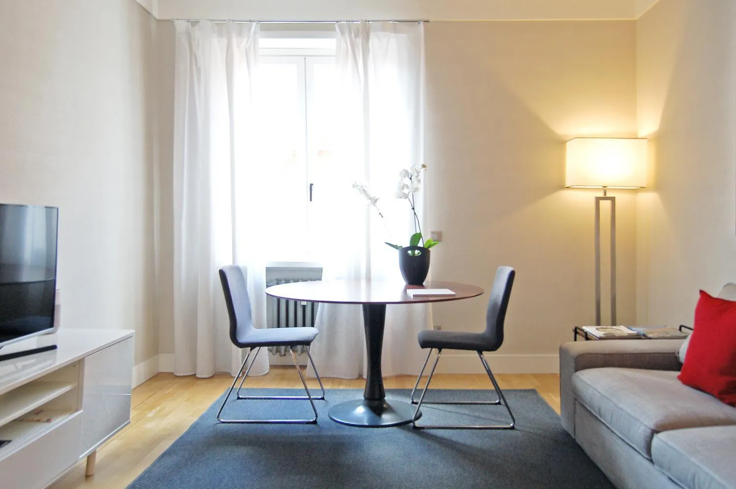 TV and multimedia in Adamas Luxury Suite