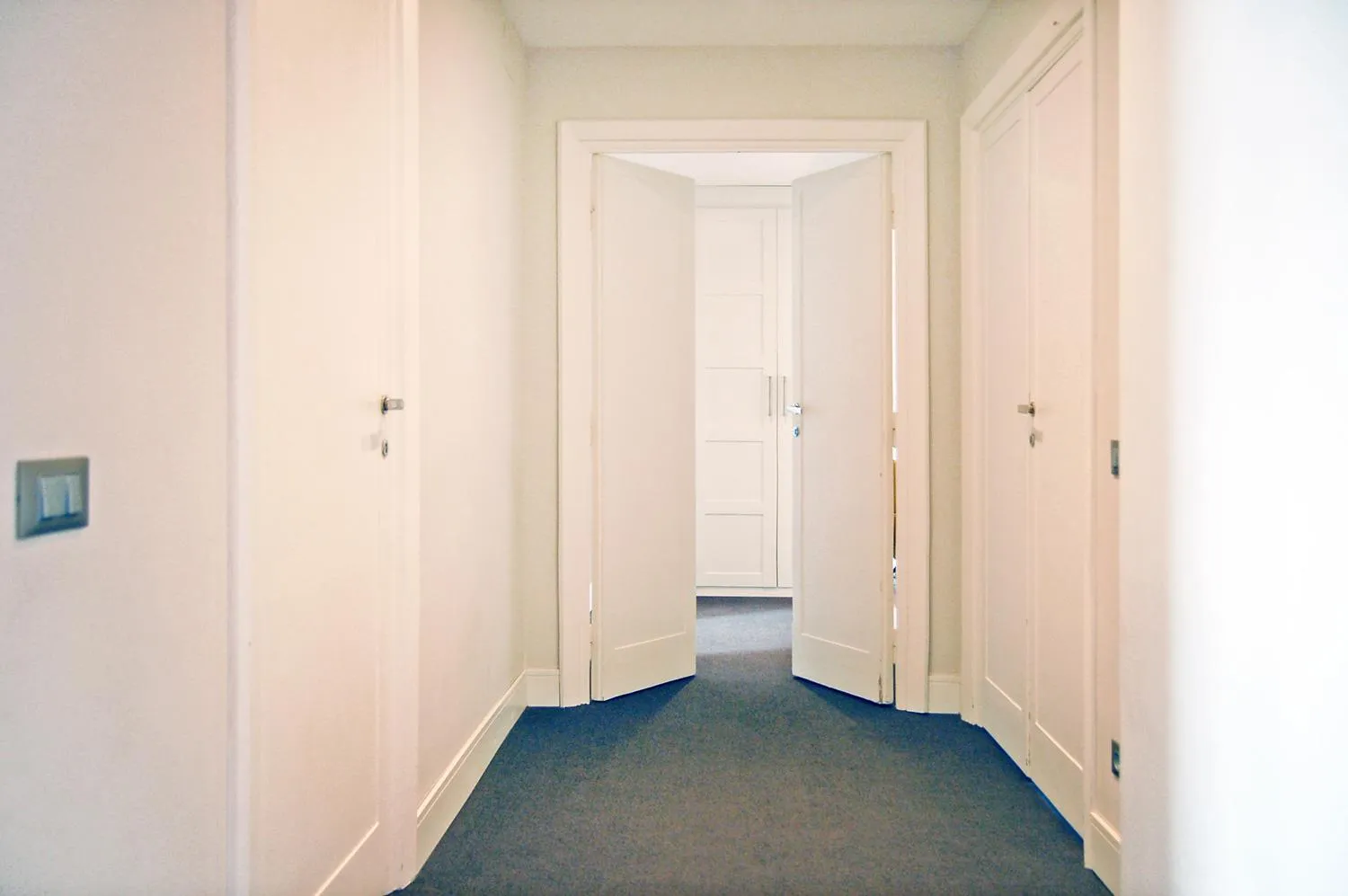 wardrobe in Adamas Luxury Suite