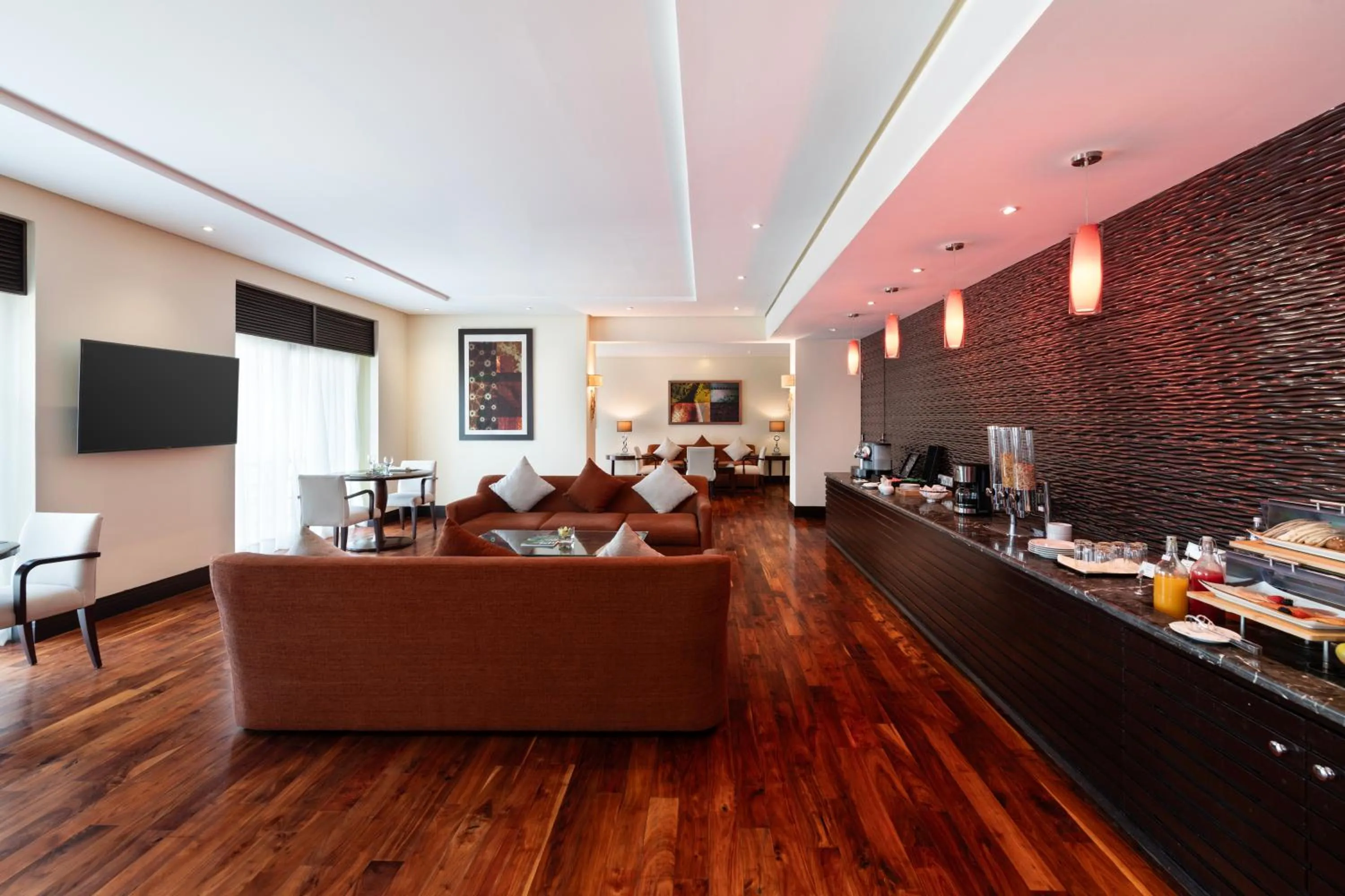 Food and drinks in Sofitel Al Khobar The Corniche