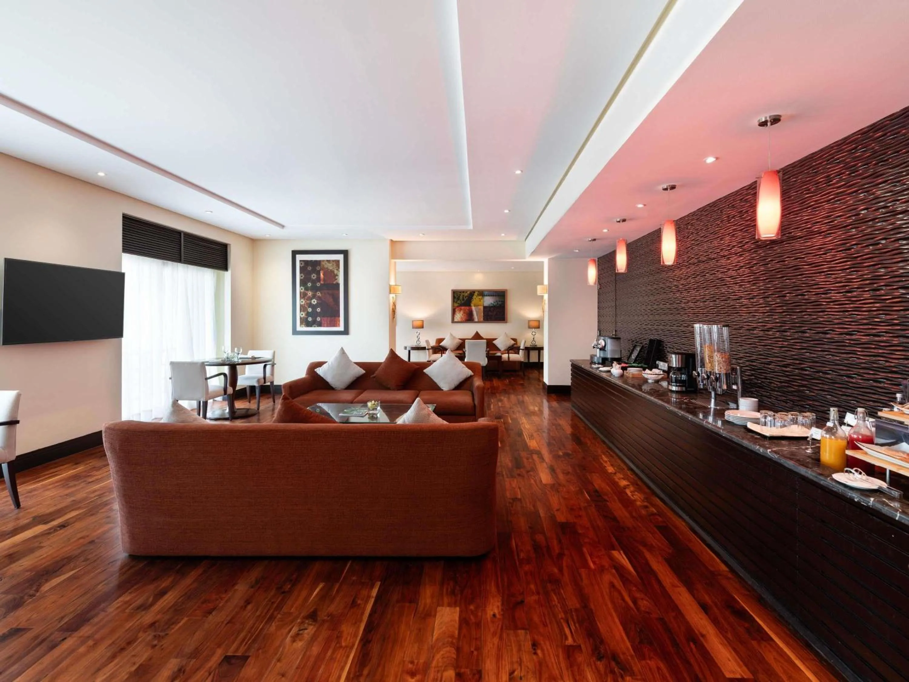 Restaurant/places to eat in Sofitel Al Khobar The Corniche