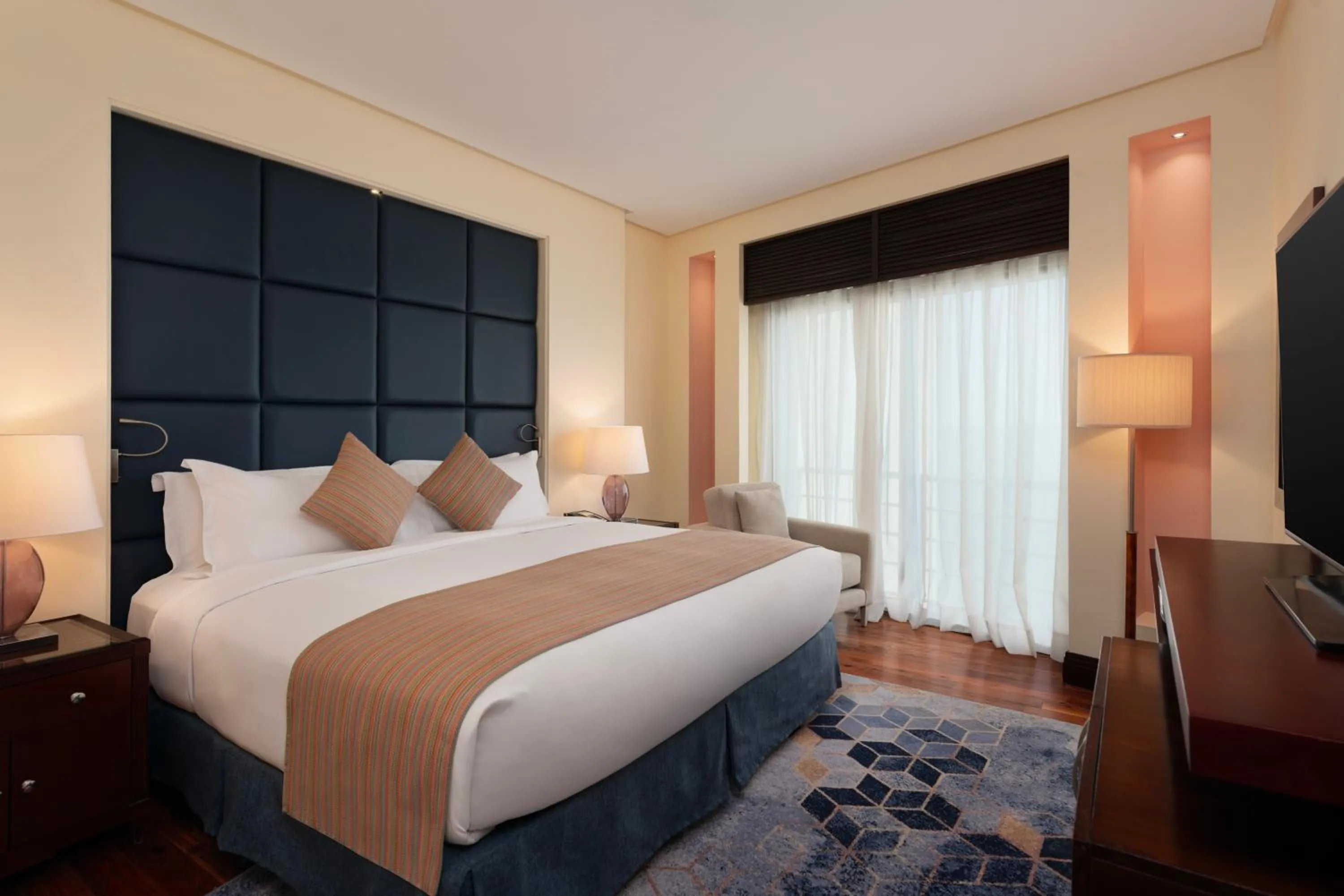 Bedroom, Bed in Sofitel Al Khobar The Corniche