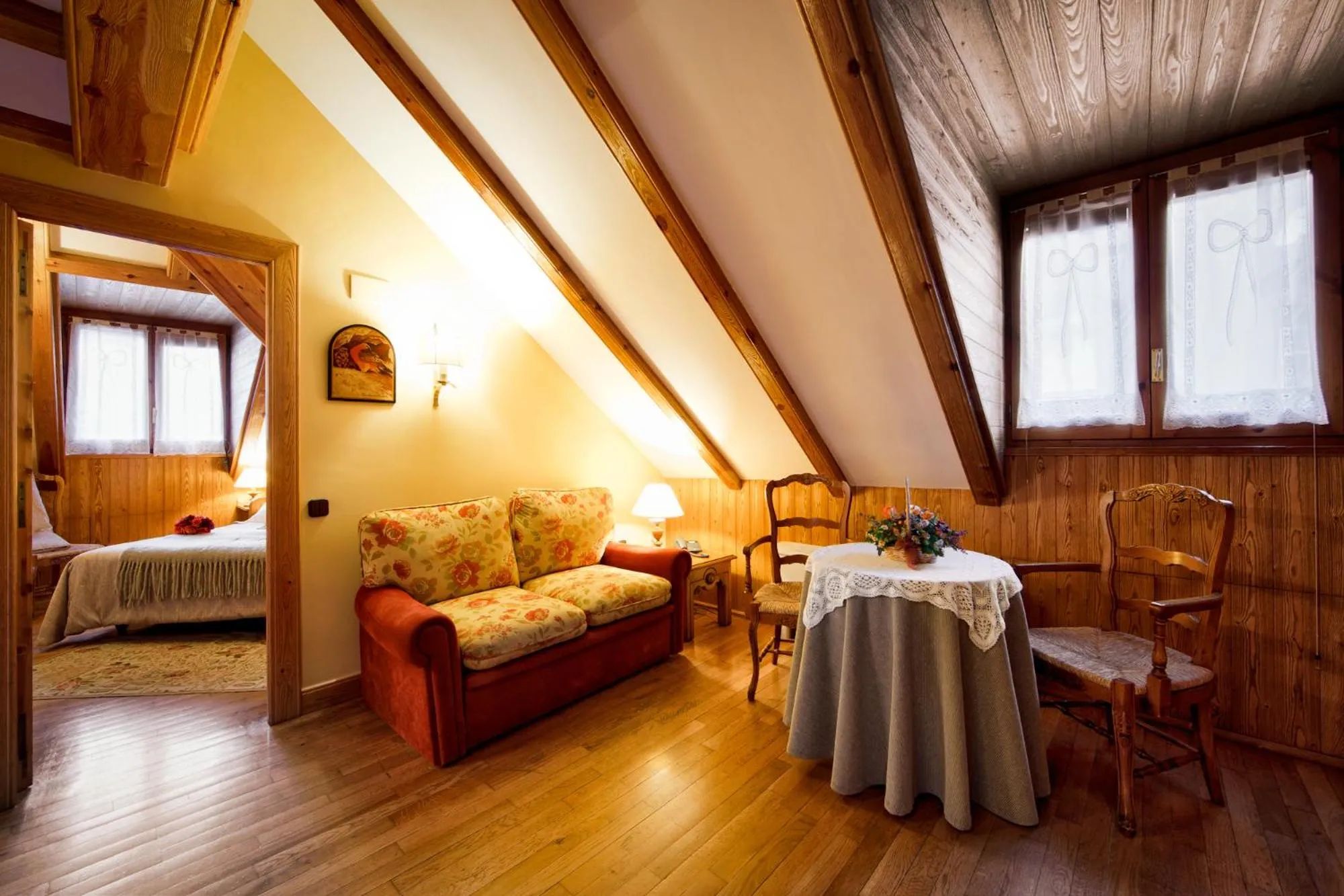 Decorative detail, Bed in Hotel Ciria