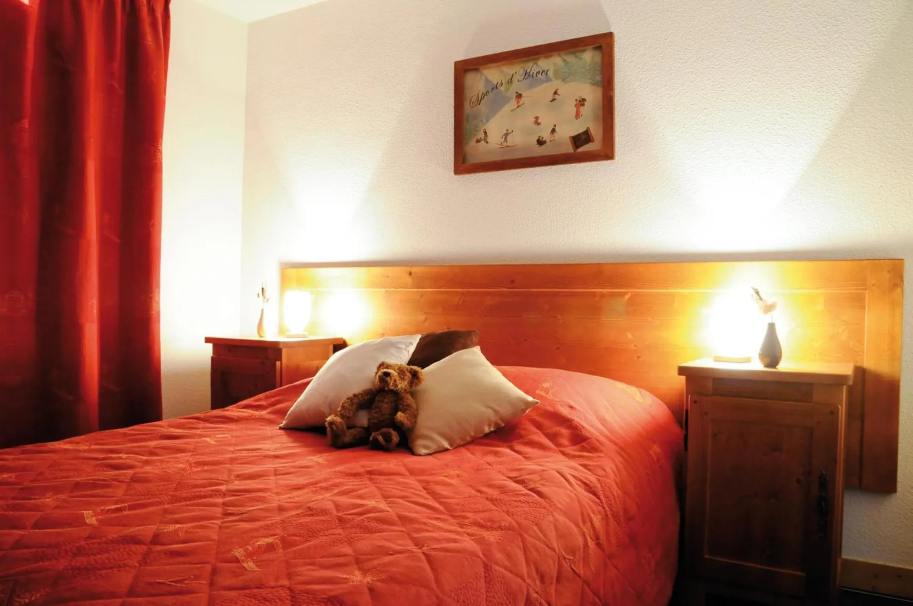 Bedroom, Bed in Lagrange Vacances Les Arolles