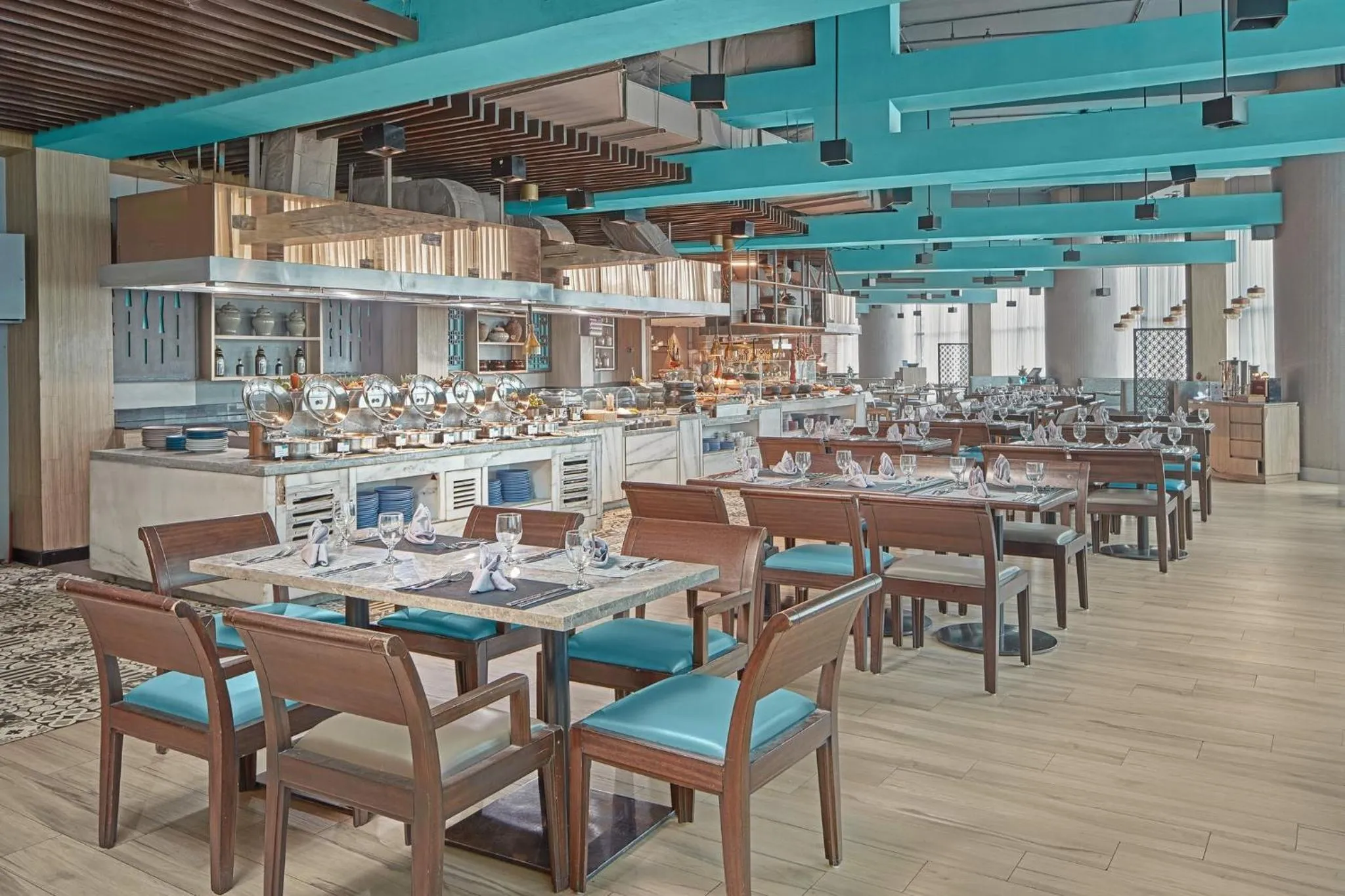 Restaurant/places to eat in Crowne Plaza Manila Galleria by IHG