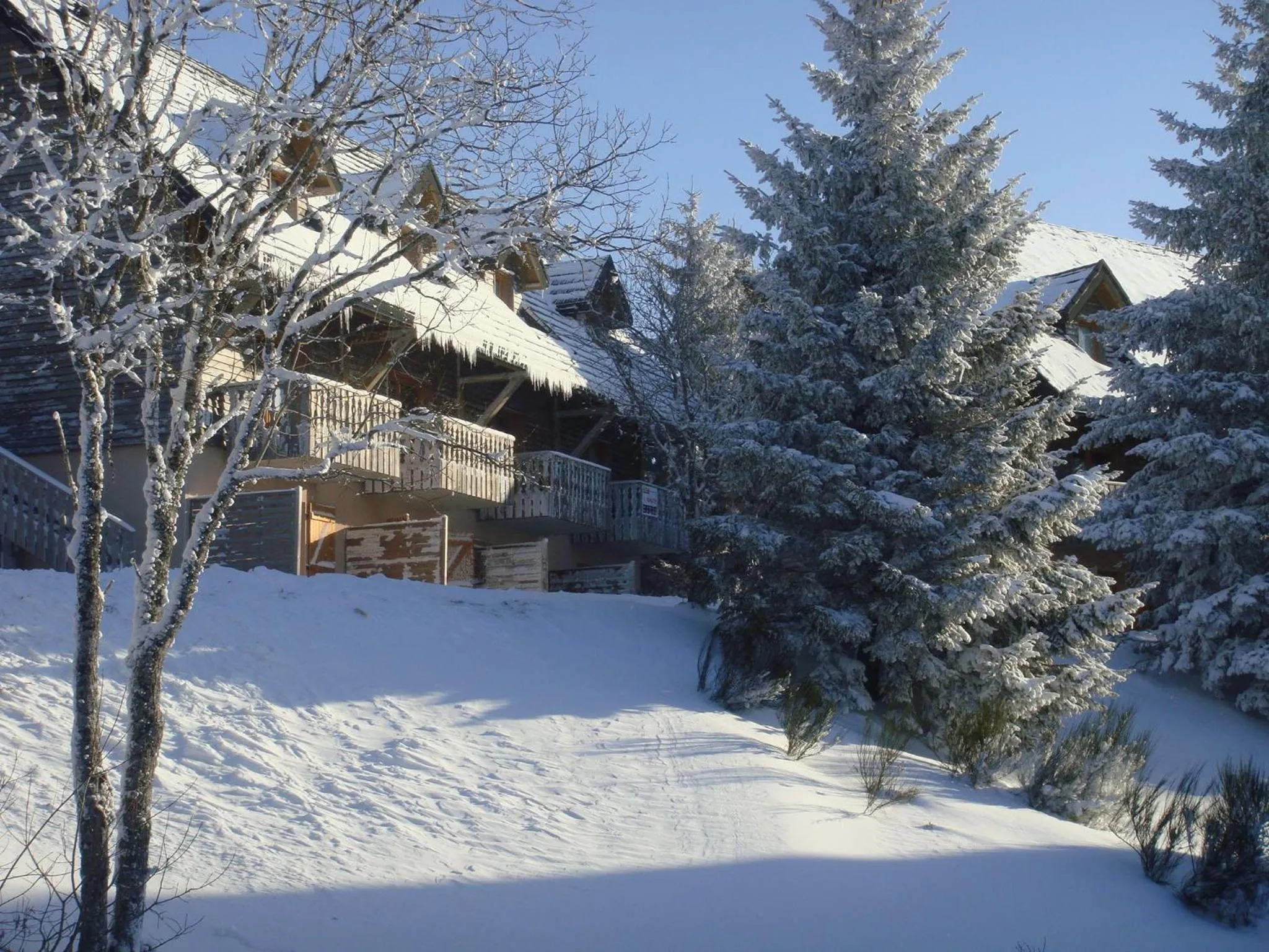 Facade/entrance in Résidence Le Bois de la Reine
