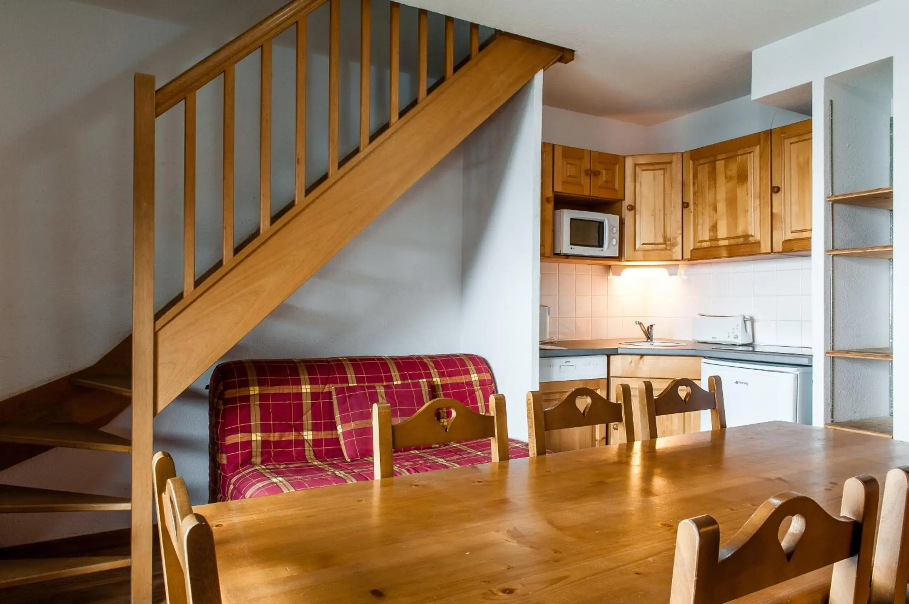 Two Bedroom Duplex Apartment (8 people) in Résidence Le Bois de la Reine Two Bedroom Duplex Apartment (8 people) in Résidence Le Bois de la Reine