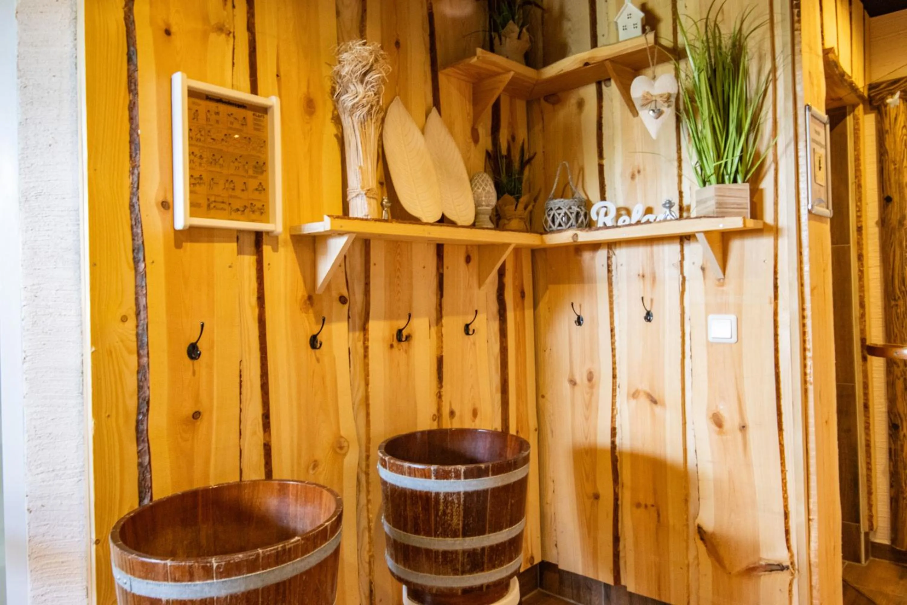 Spa and wellness centre/facilities in Panorama Berghotel Wettiner Höhe