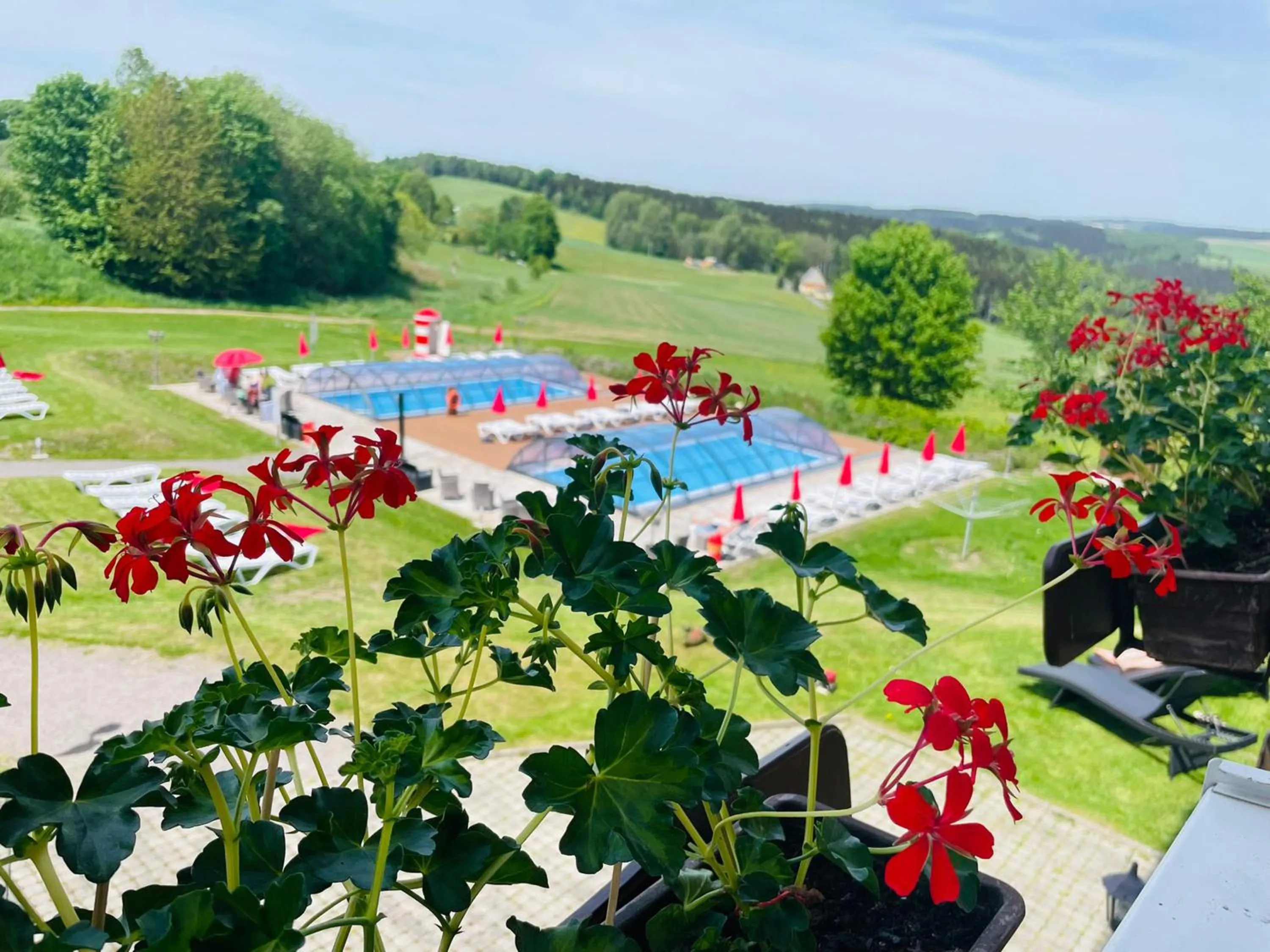 Swimming pool in Panorama Berghotel Wettiner Höhe