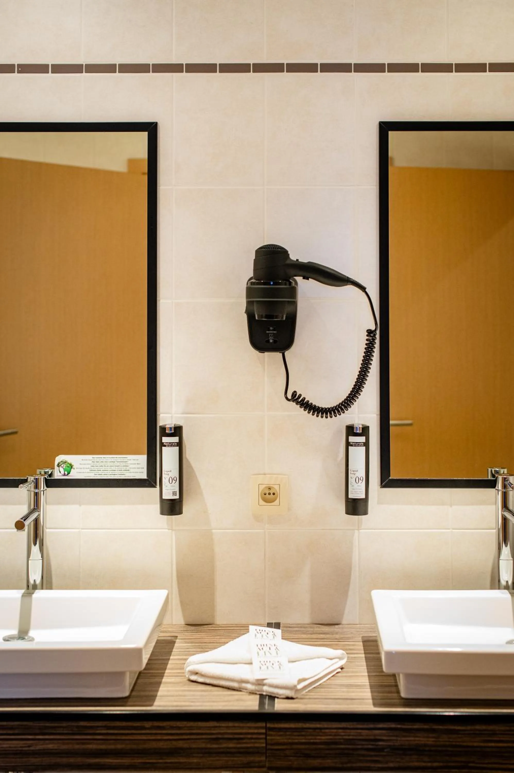 Bathroom in Hotel-Restaurant Horizon Ath-Lessines