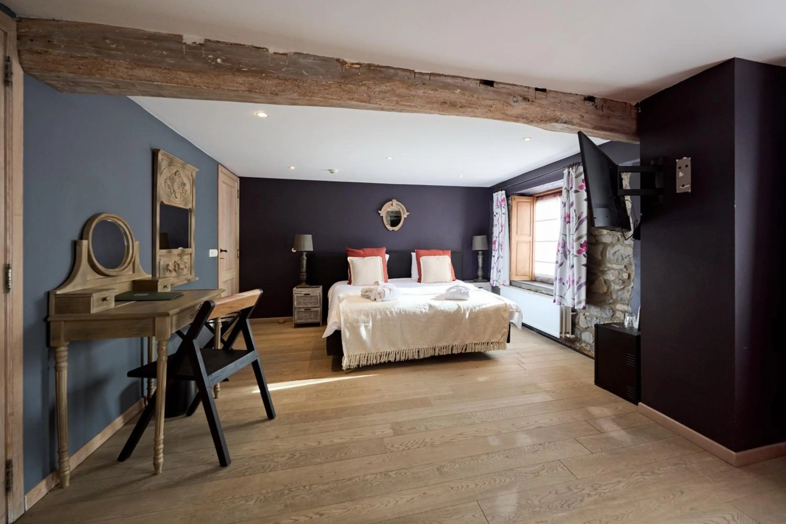 Bed in Hotel La Malle Poste