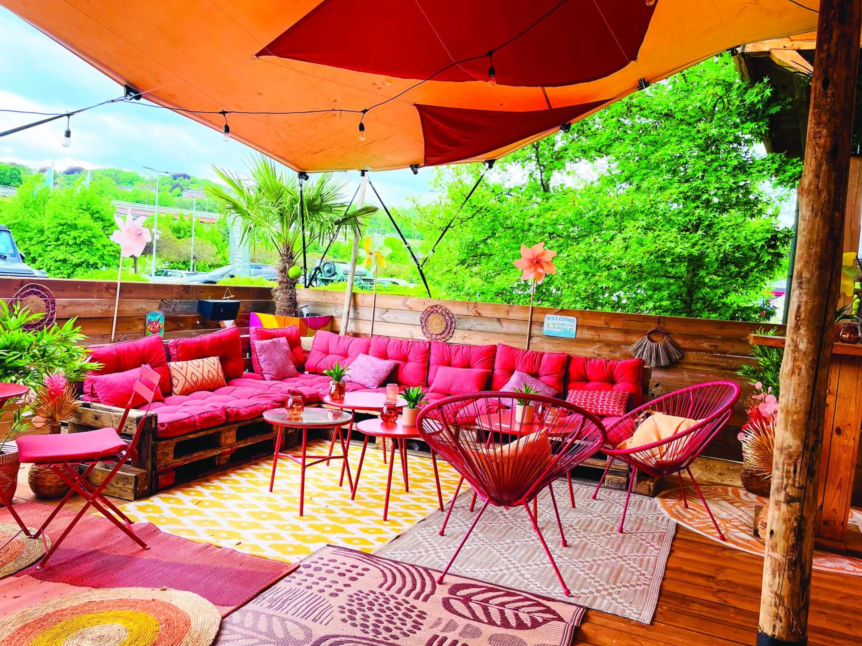 Patio in Hotel Verviers Van der Valk