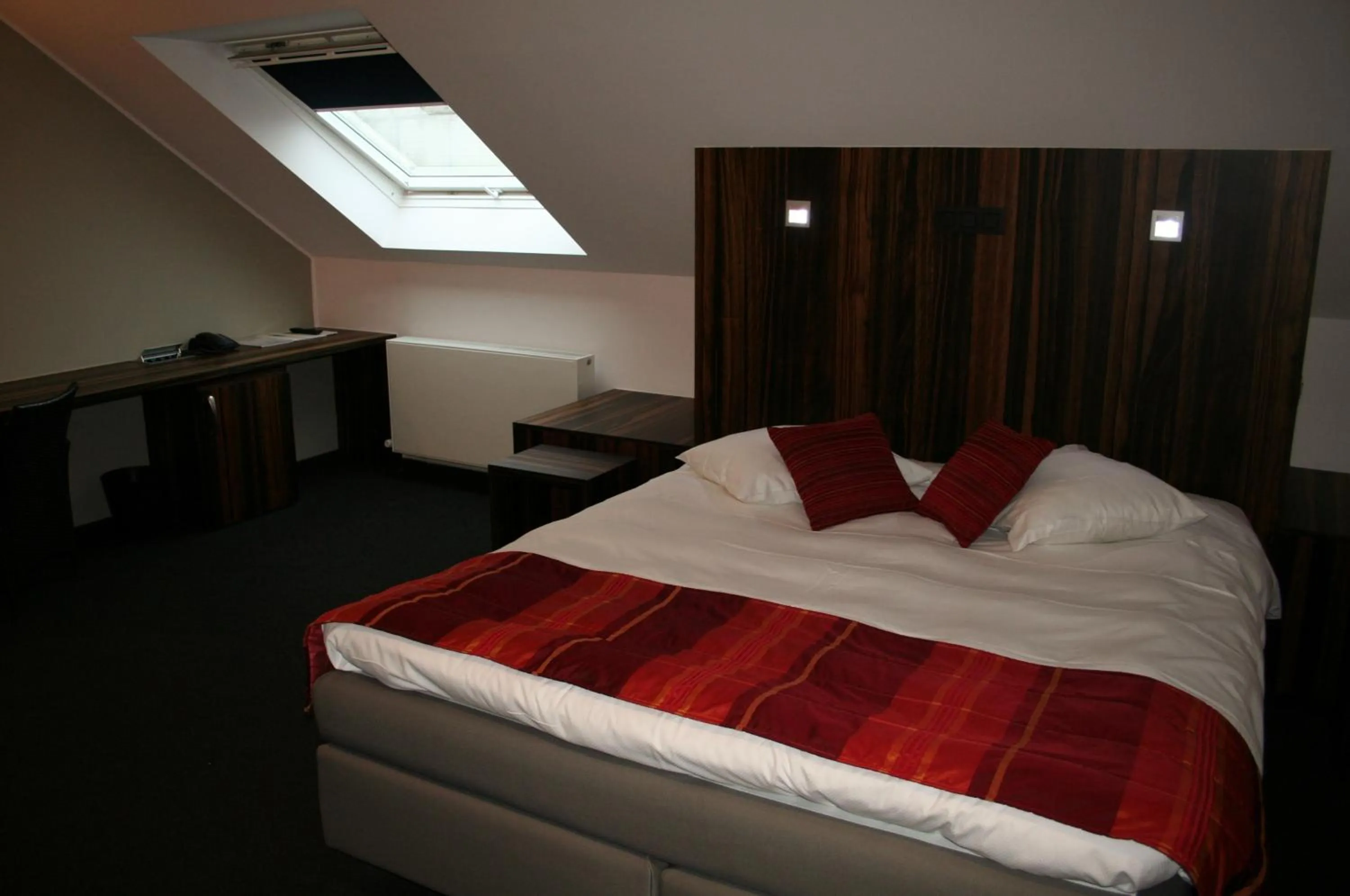 Photo of the whole room, Bed in Hotel Carpinus