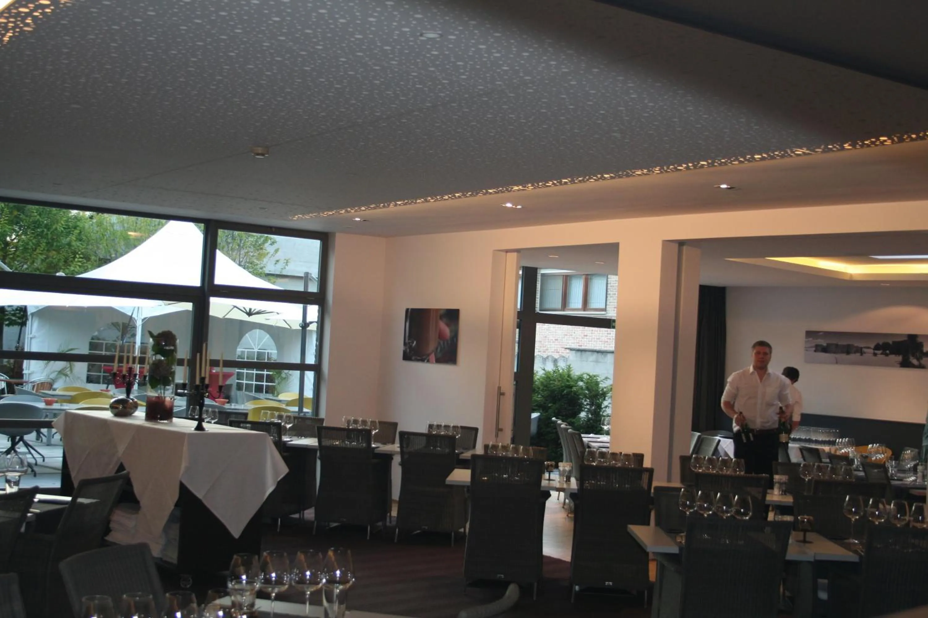 Restaurant/places to eat in Hotel Carpinus