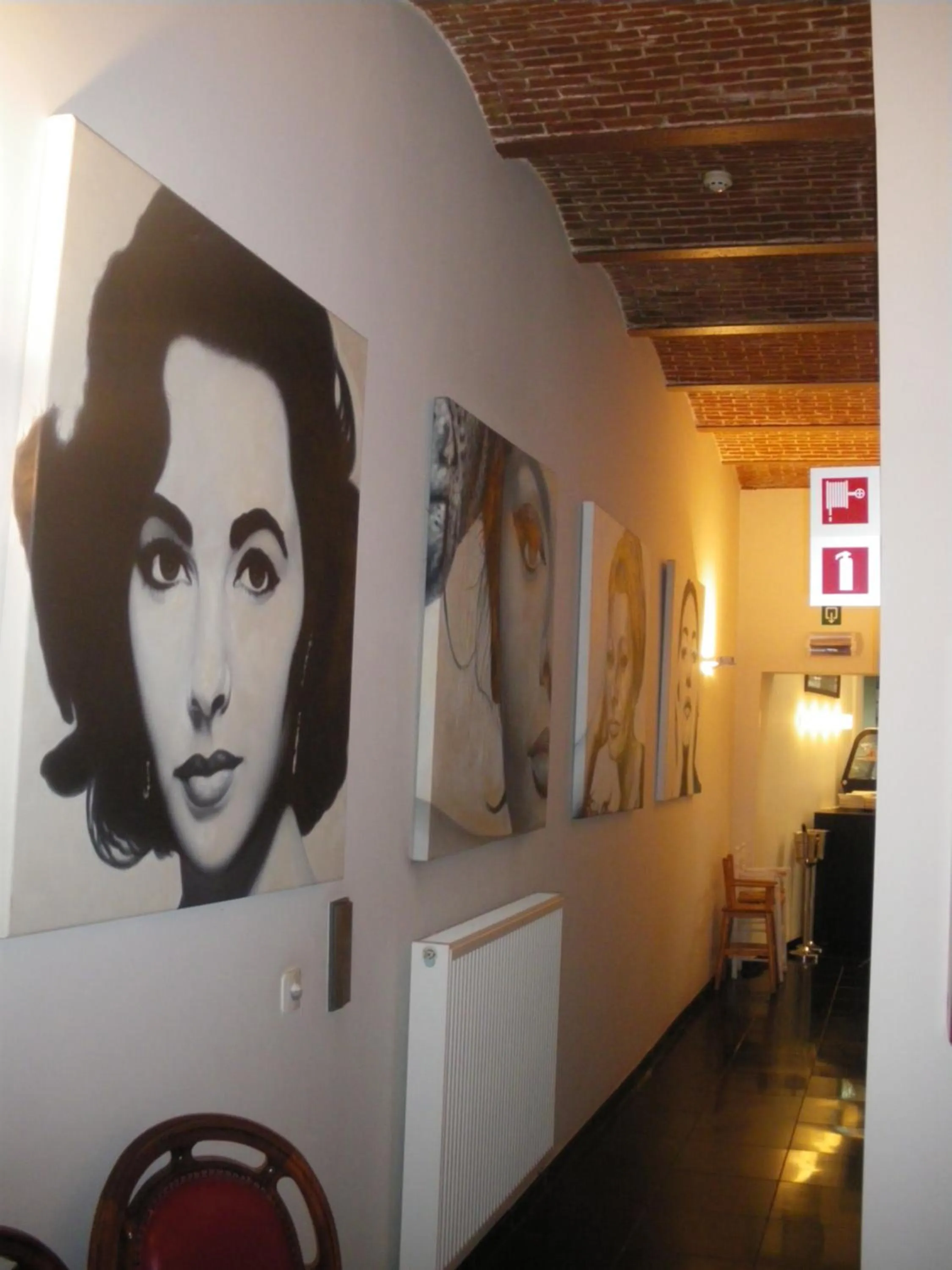 Decorative detail in Amaryllis Hotel Veurne