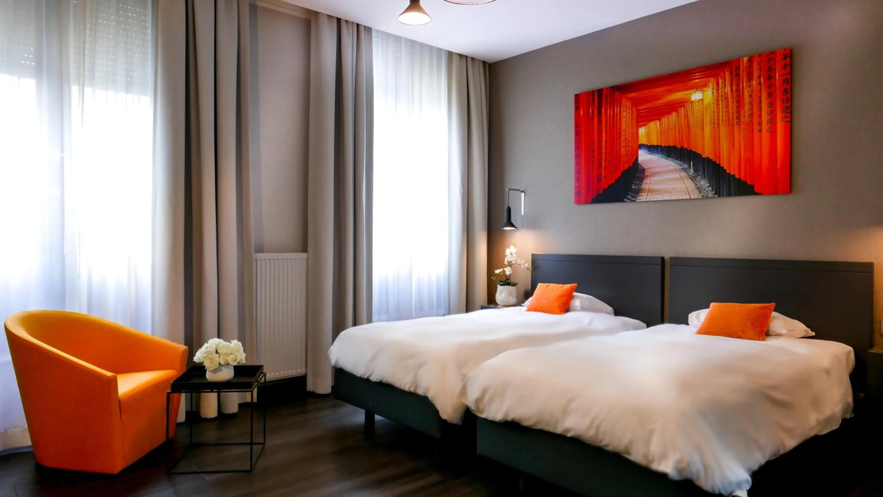 Photo of the whole room, Bed in Atlas Hotel Brussels