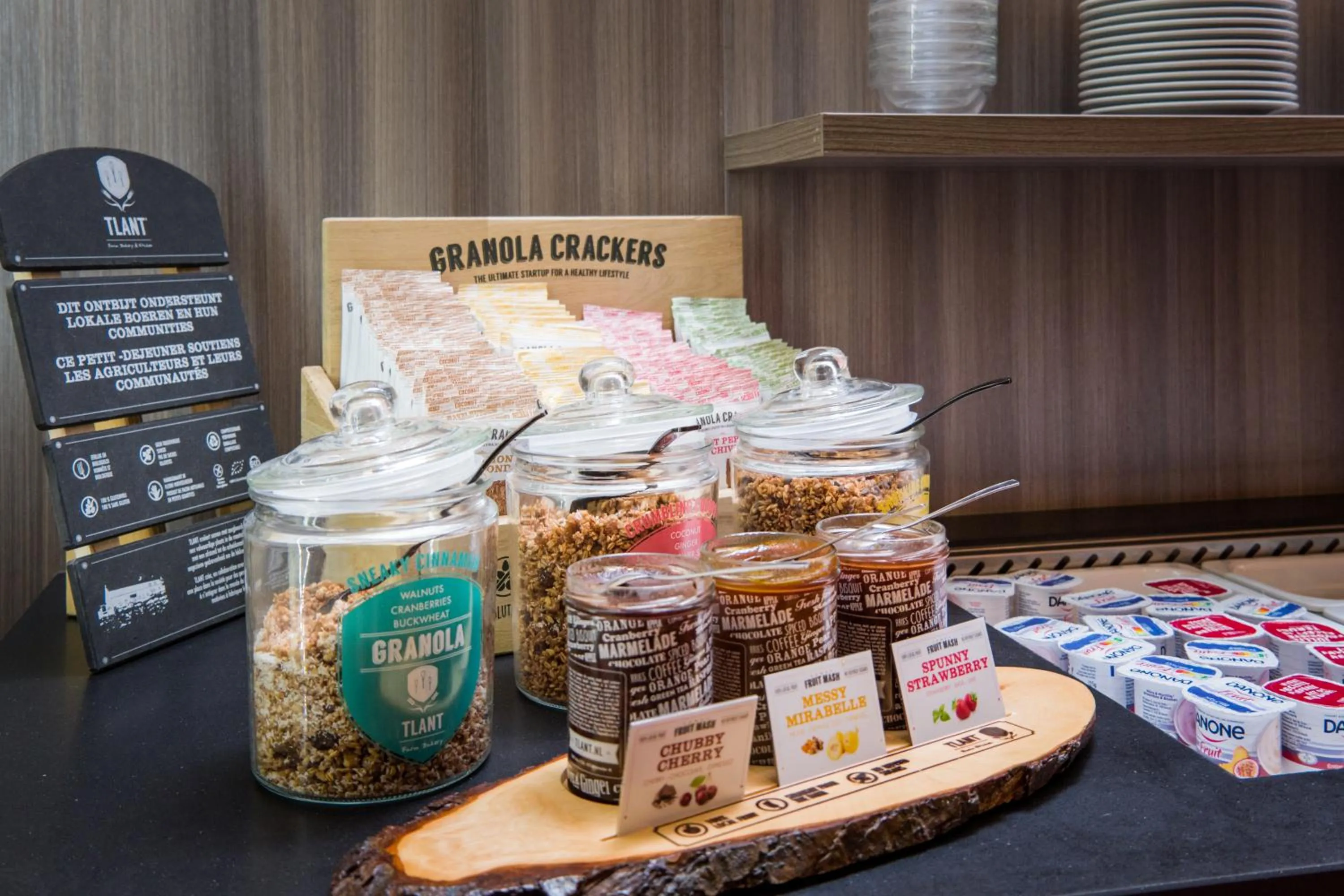 Buffet breakfast in Atlas Hotel Brussels