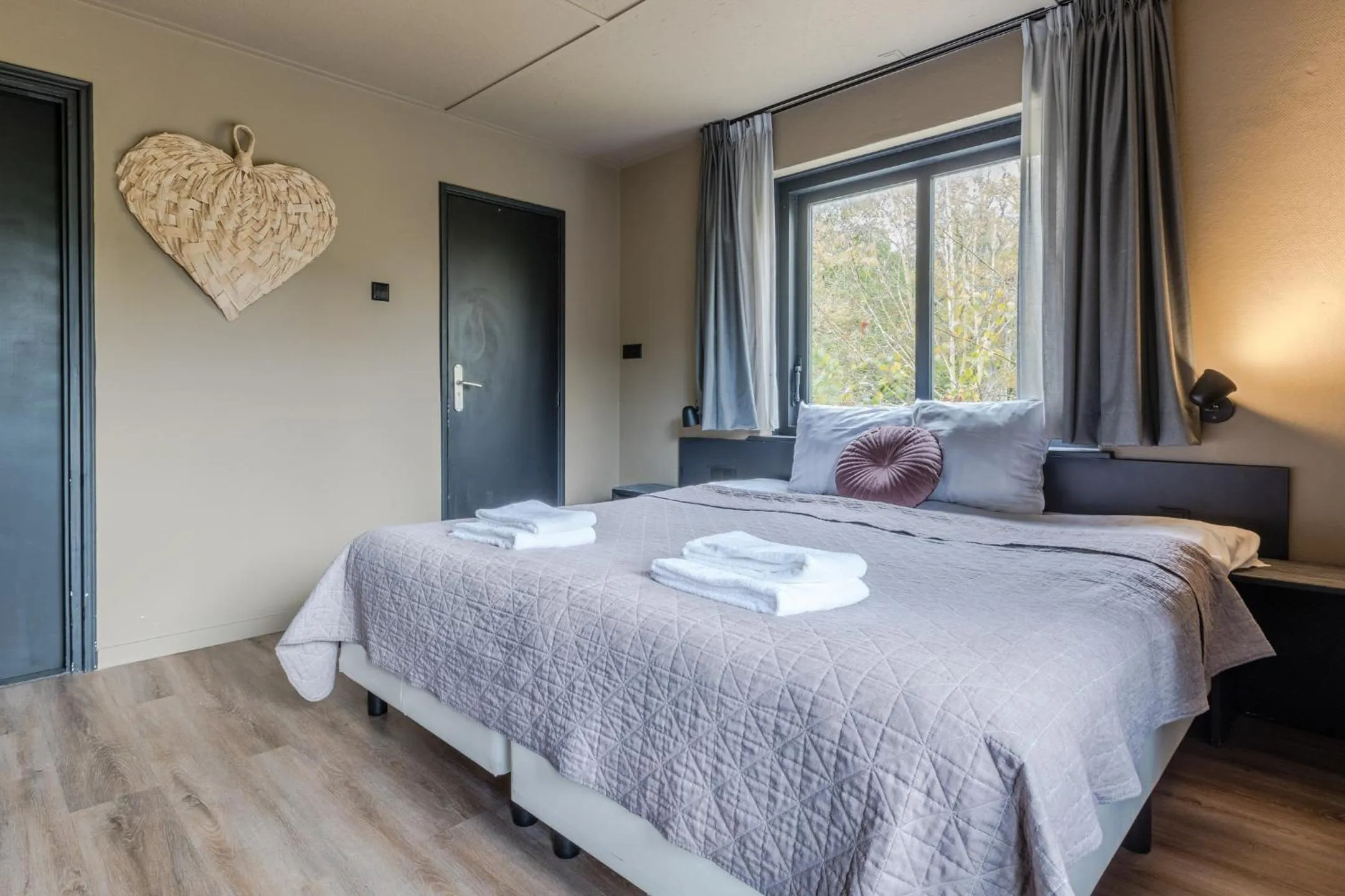 Bed in Hotel Zee Bergen