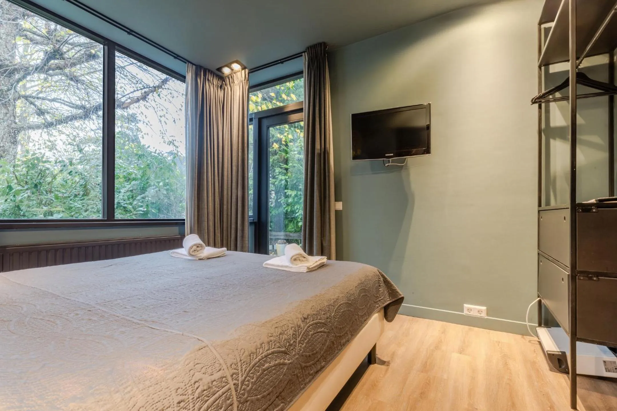 Bed in Hotel Zee Bergen