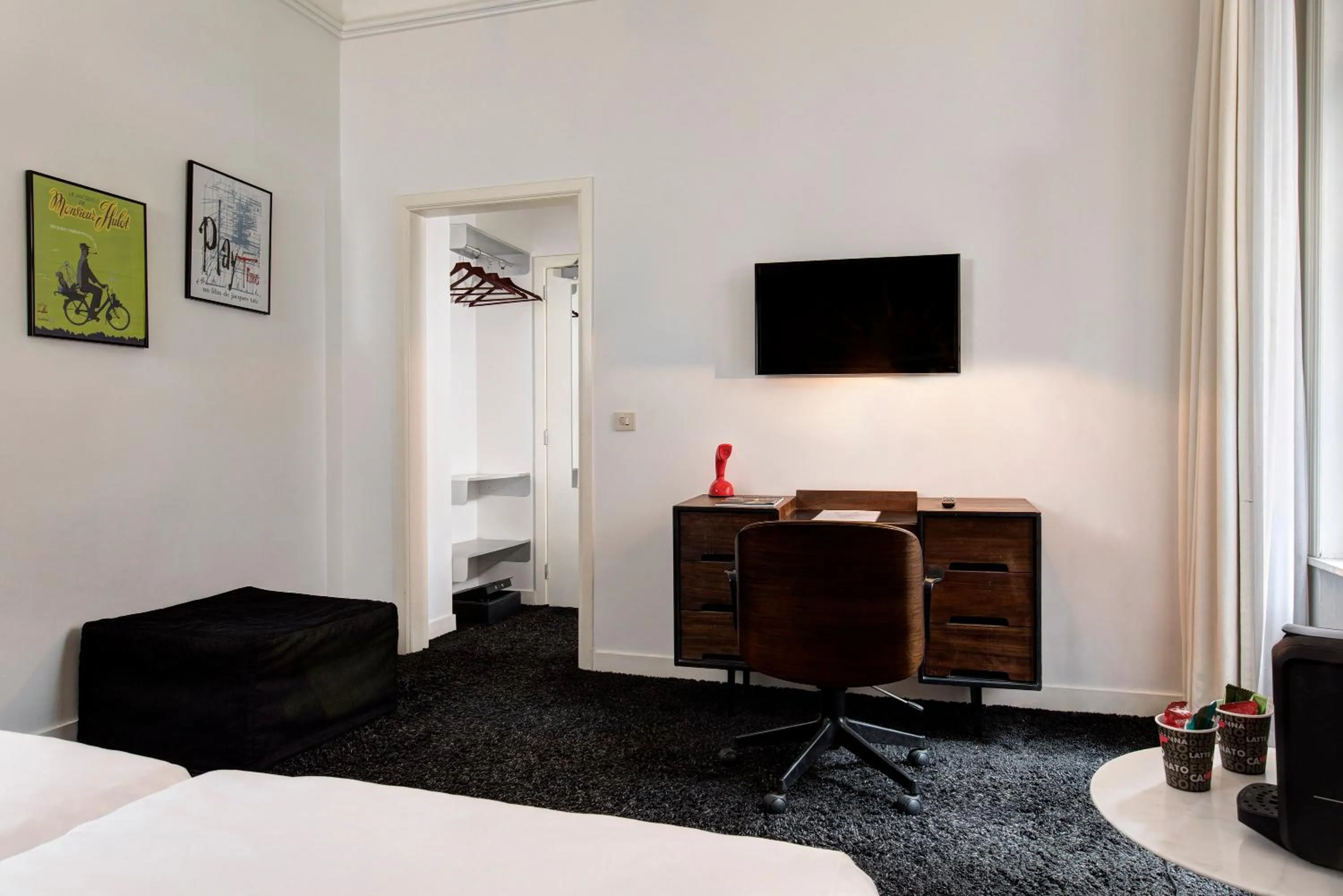 Seating area, Bed in Vintage Hotel Brussels