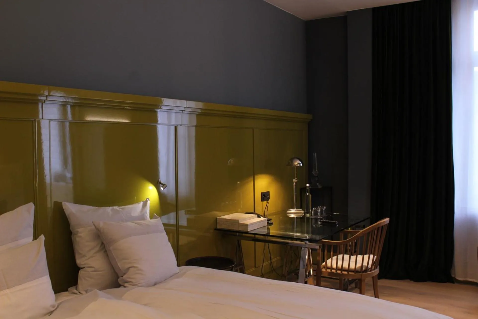 Bed in Hotel Les Nuits