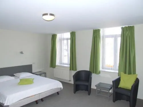 Bed in Well'in Hotel