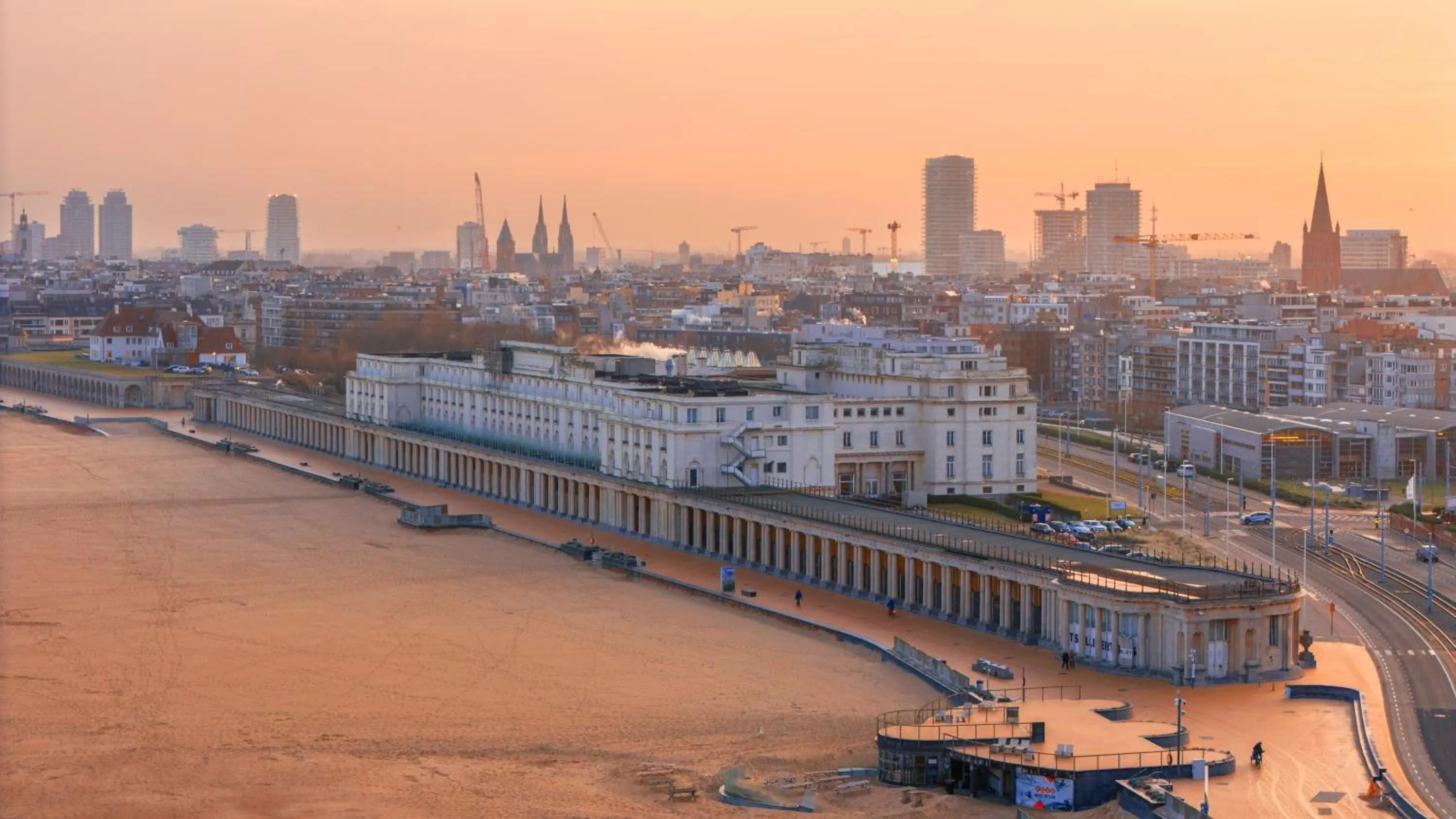 Property building in Thermae Palace