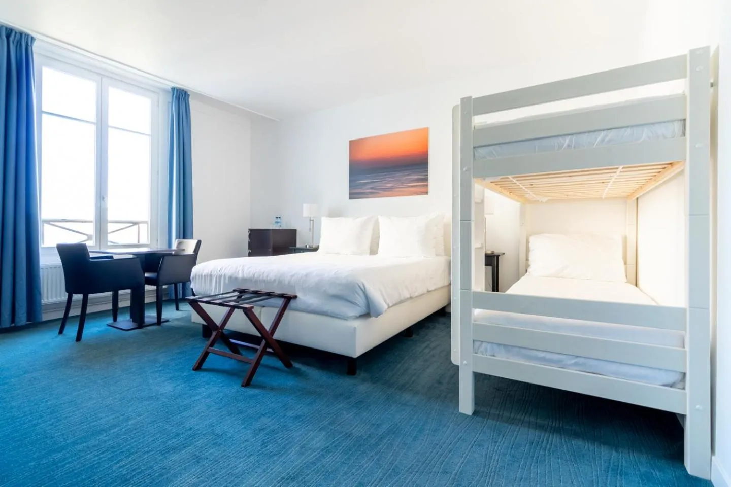 Photo of the whole room, Bed in Thermae Palace