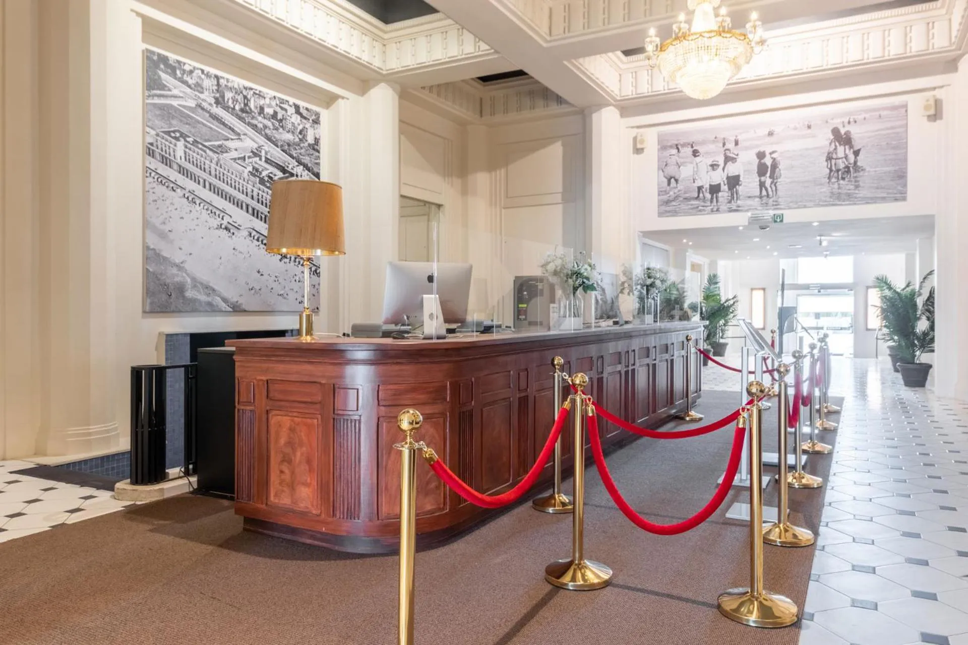 Lobby or reception in Thermae Palace